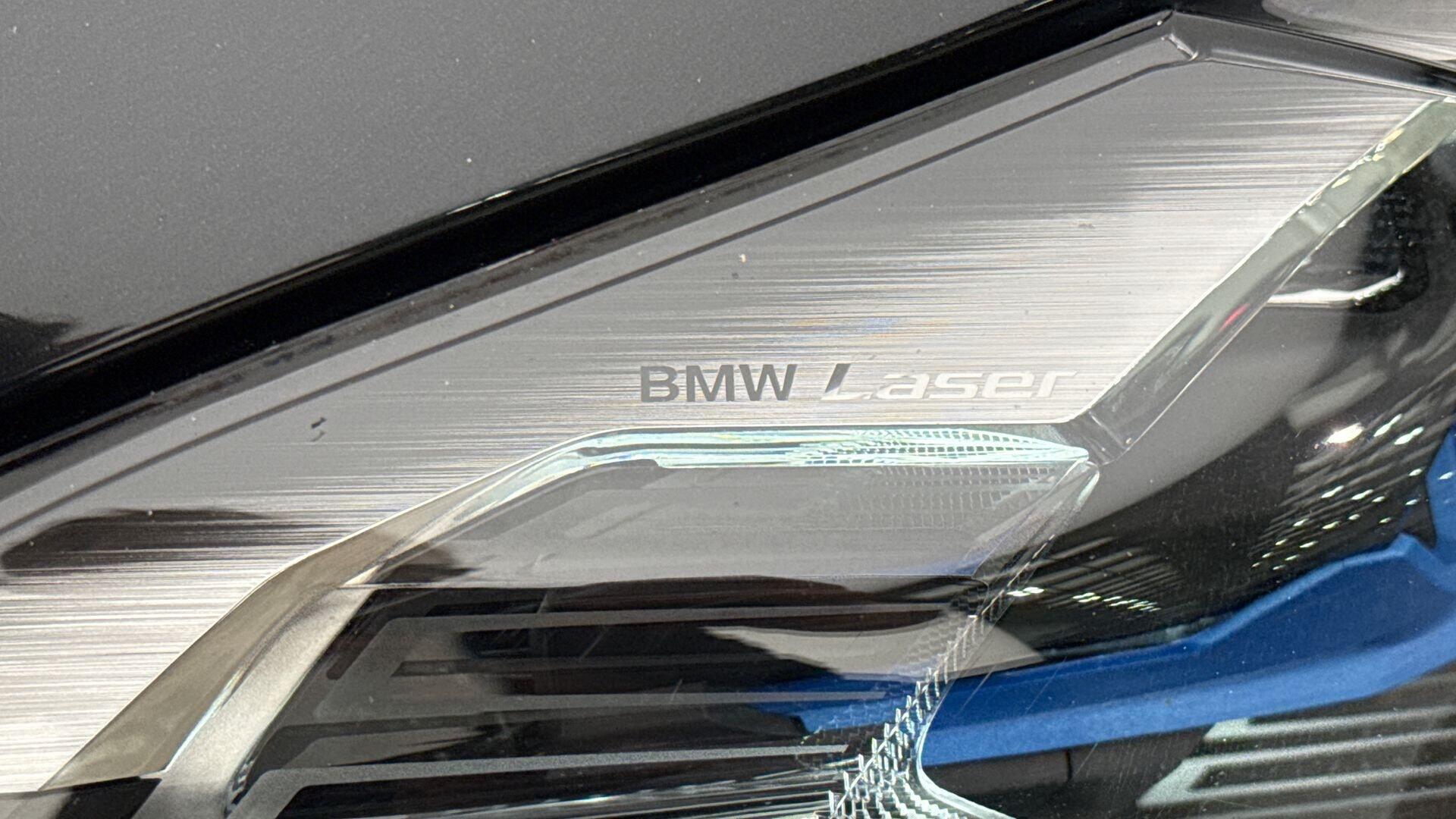 BMW I4 view 33