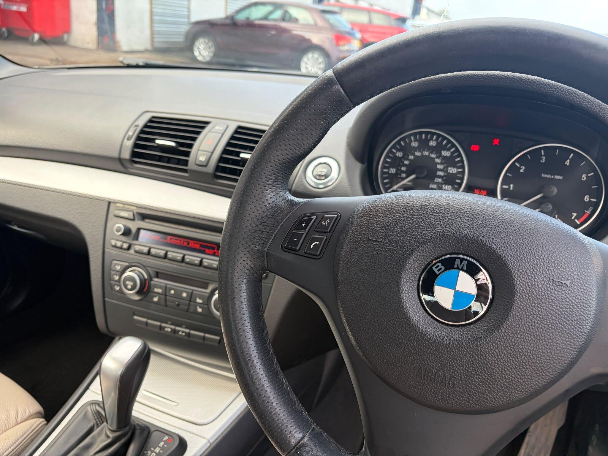 BMW 1 Series view 17