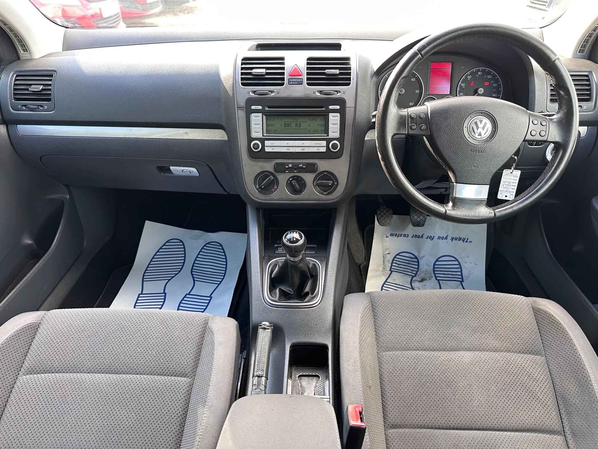 Volkswagen Golf view 21