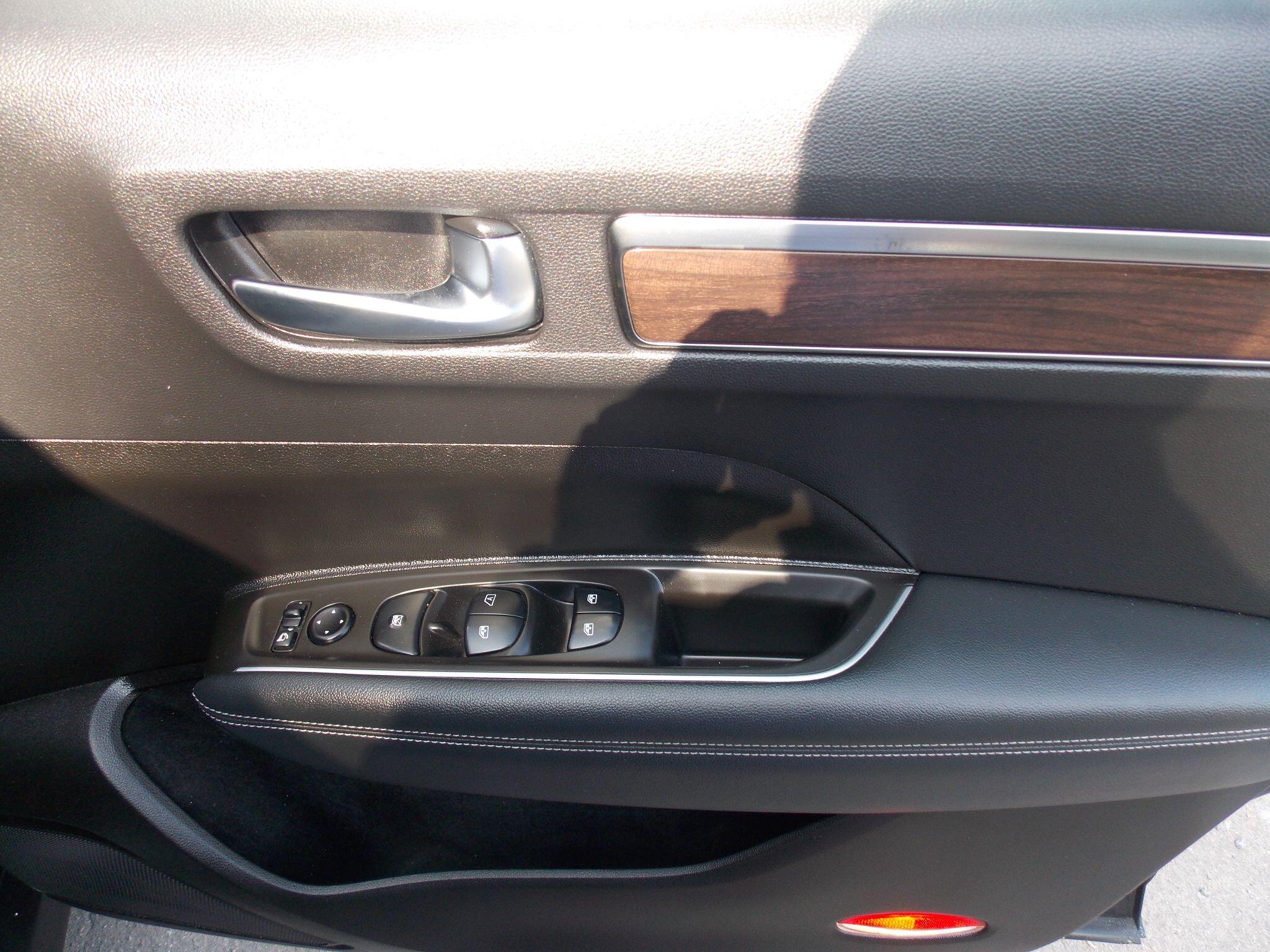 Renault Koleos view 48