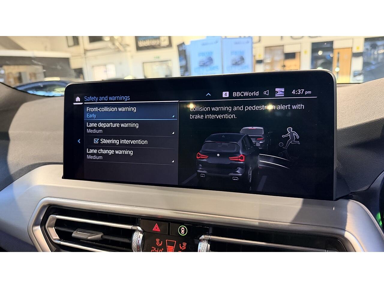BMW X3 view 27