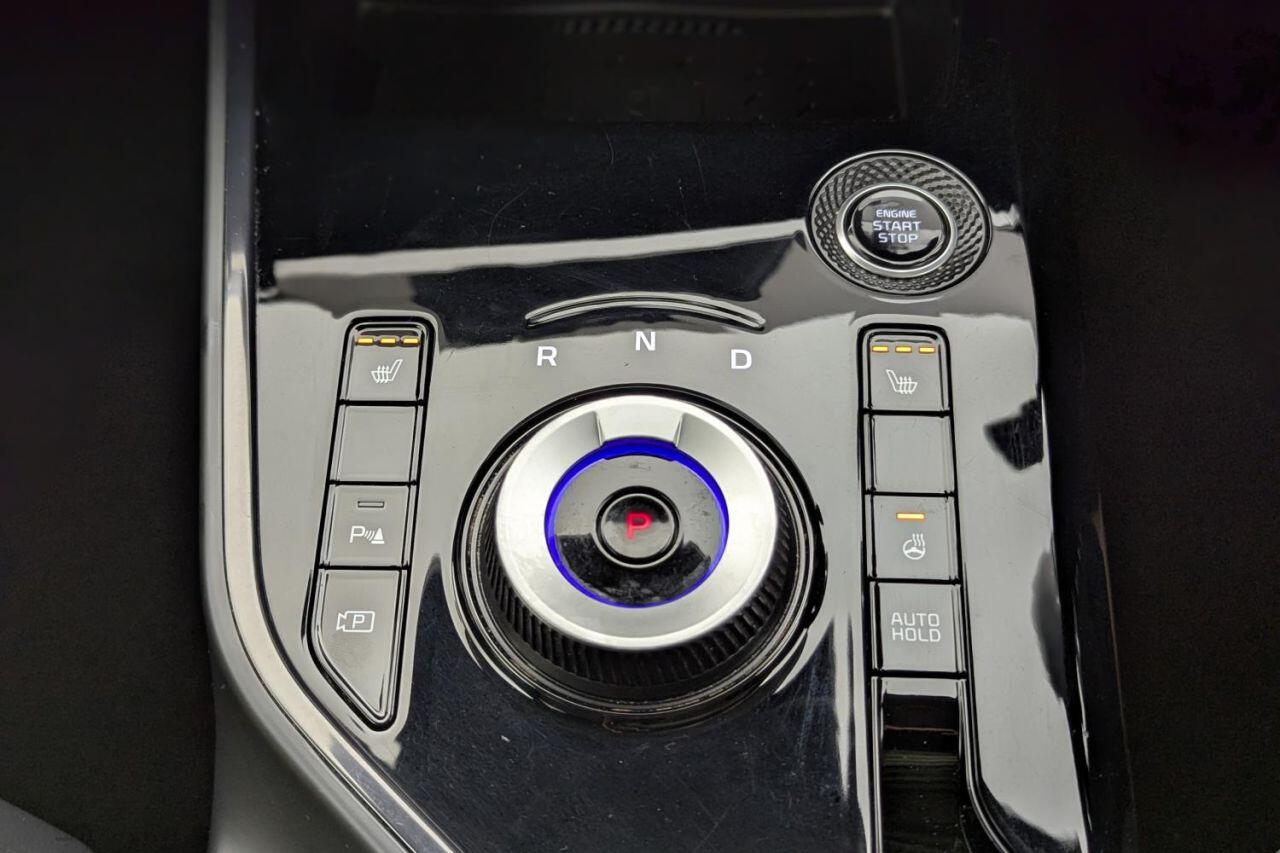 Kia Niro view 38