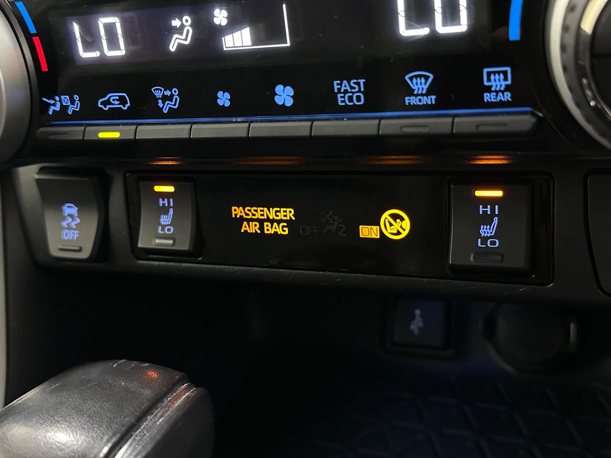 Toyota Rav4 view 20