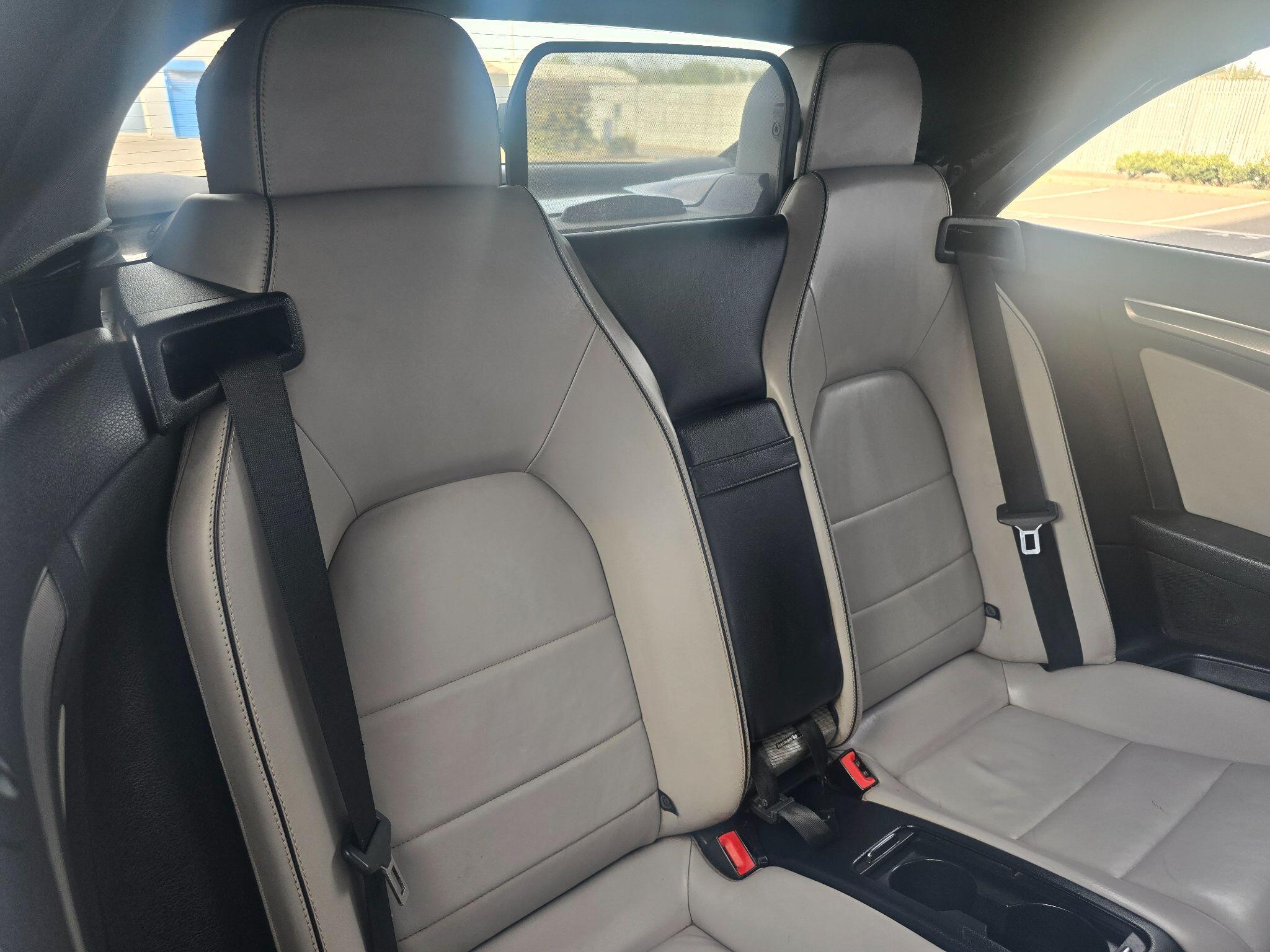 Mercedes-Benz E-Class view 18