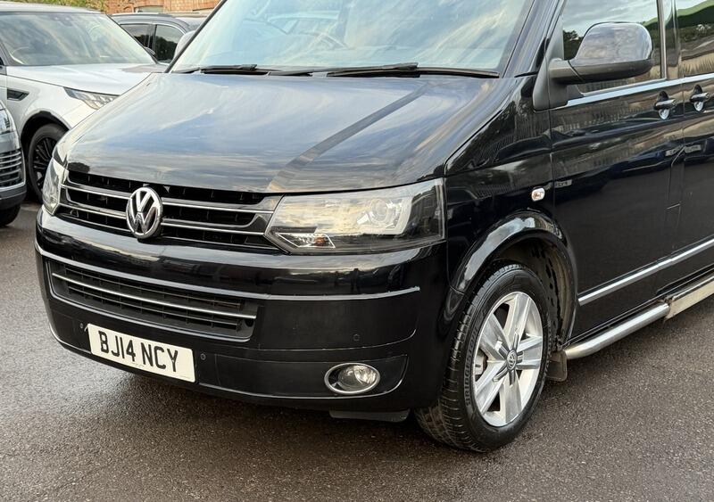 Volkswagen Caravelle view 14