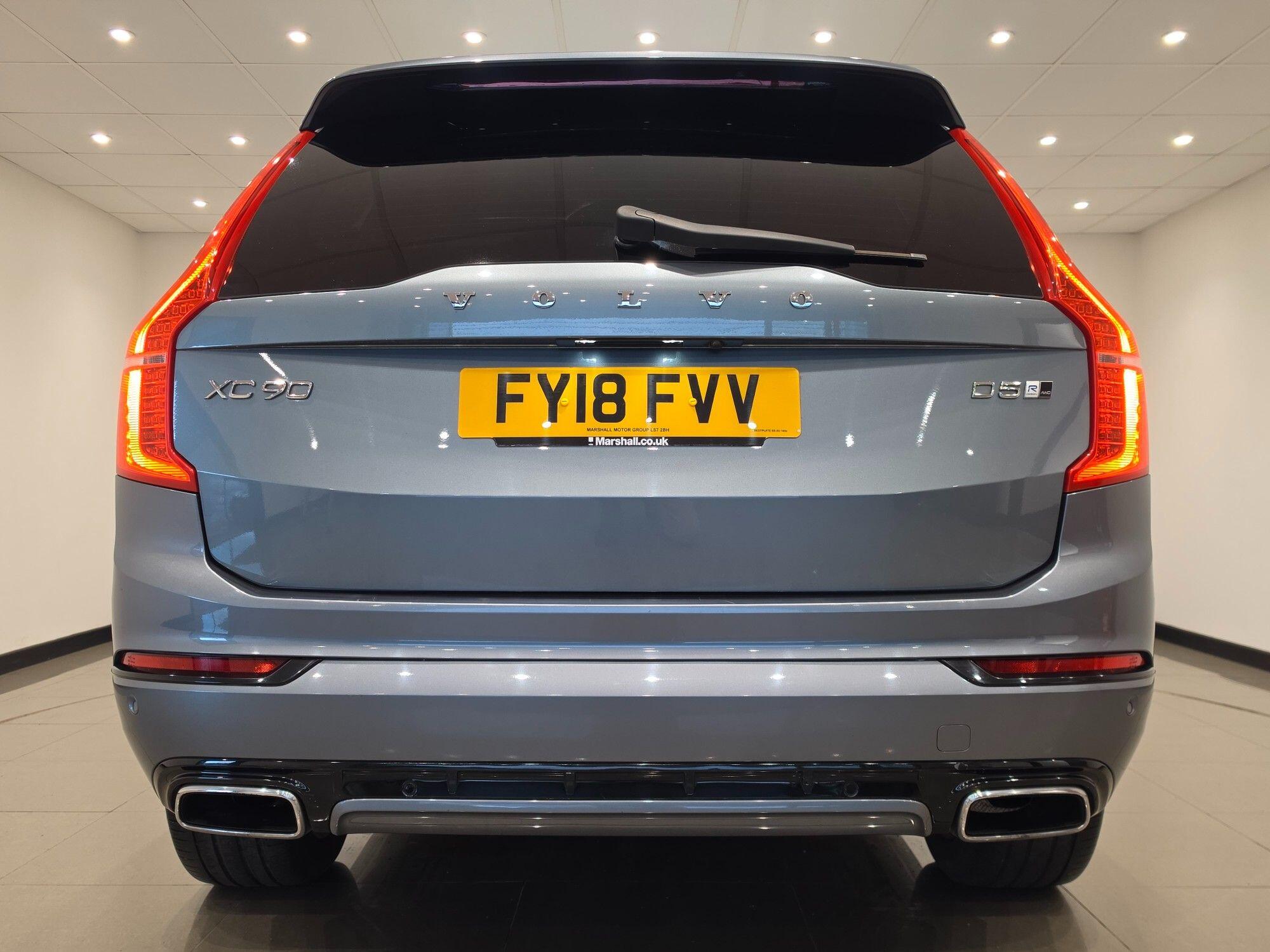 Volvo XC90 view 15