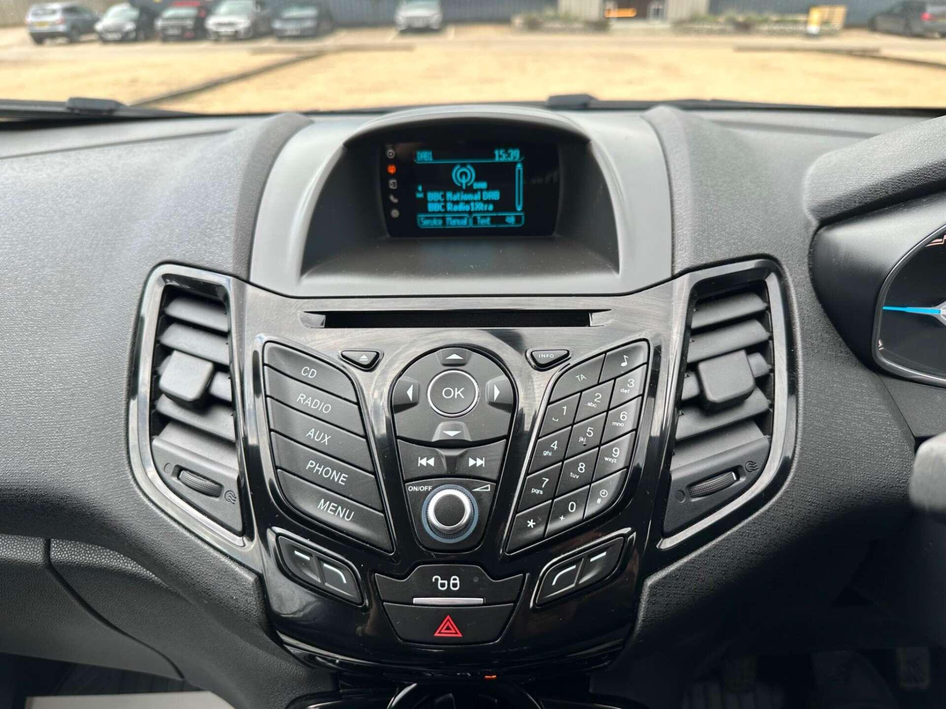 Ford Fiesta view 14