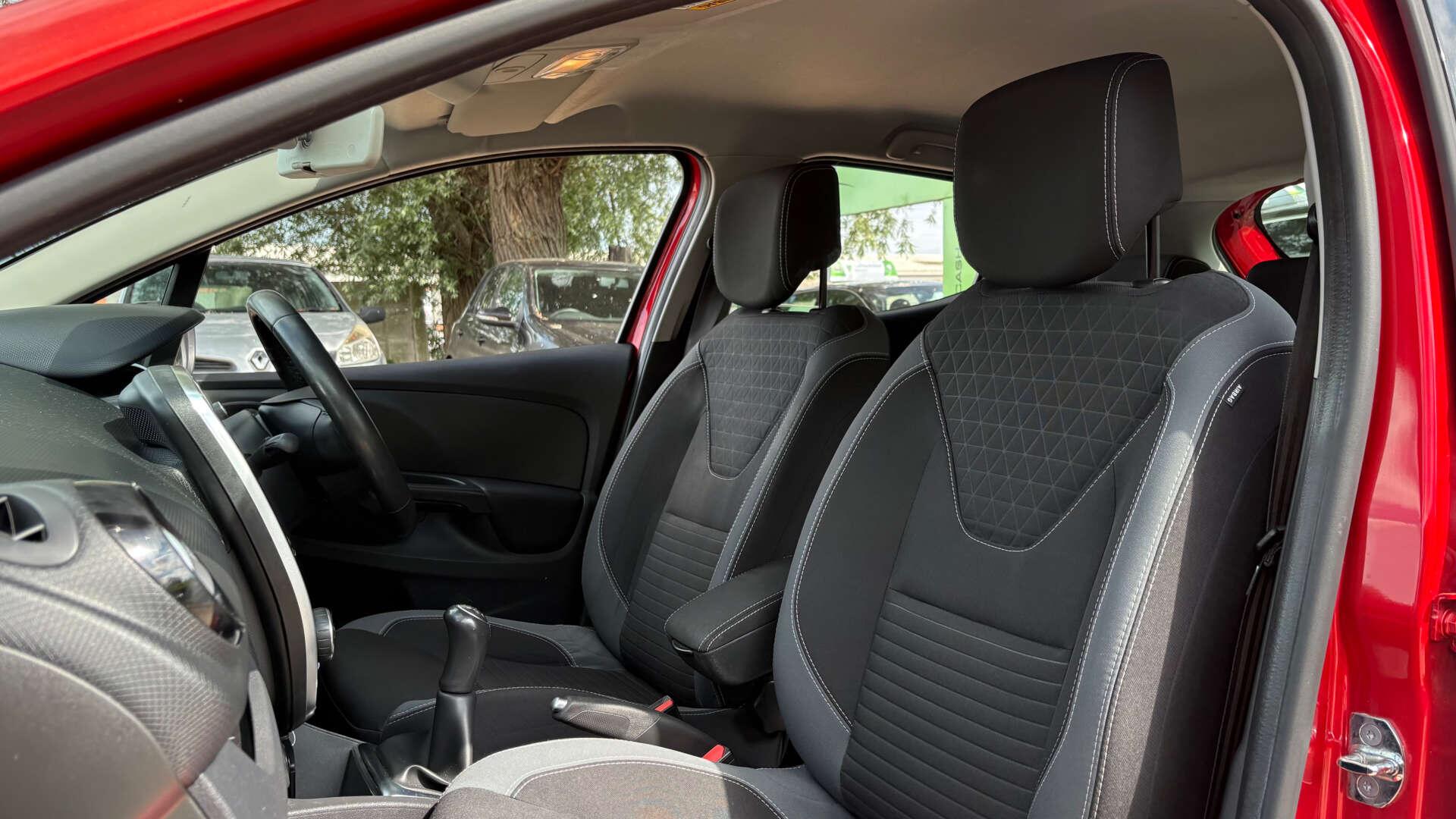 Renault Clio view 13