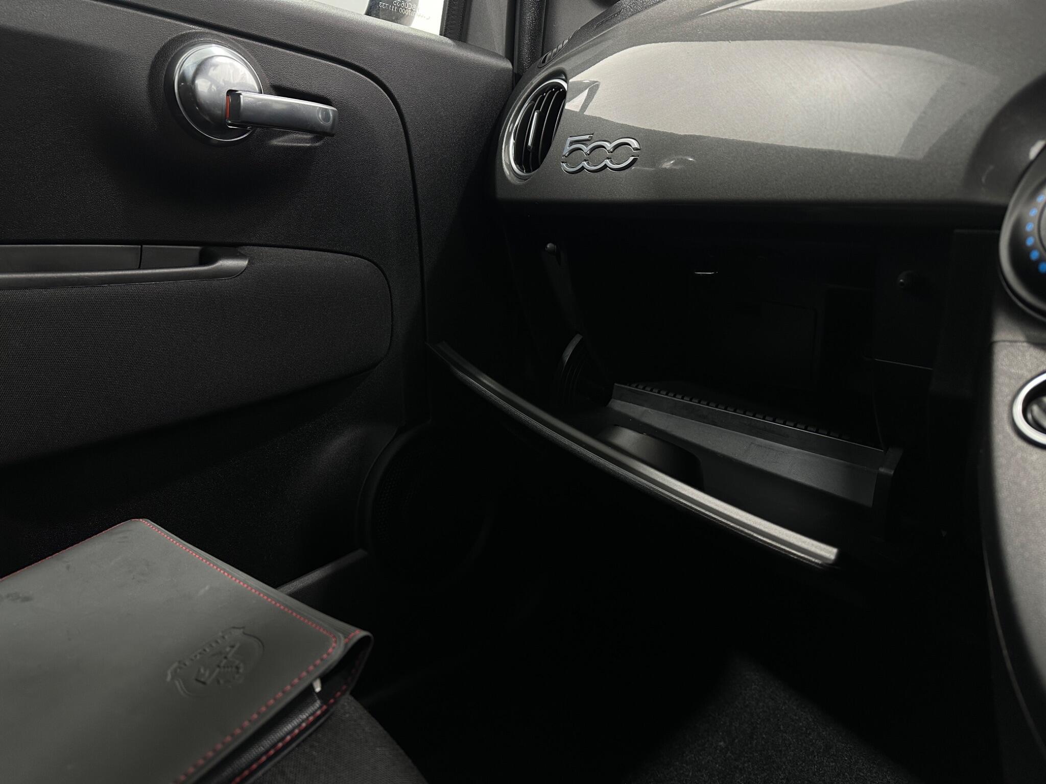 Abarth 595 view 25