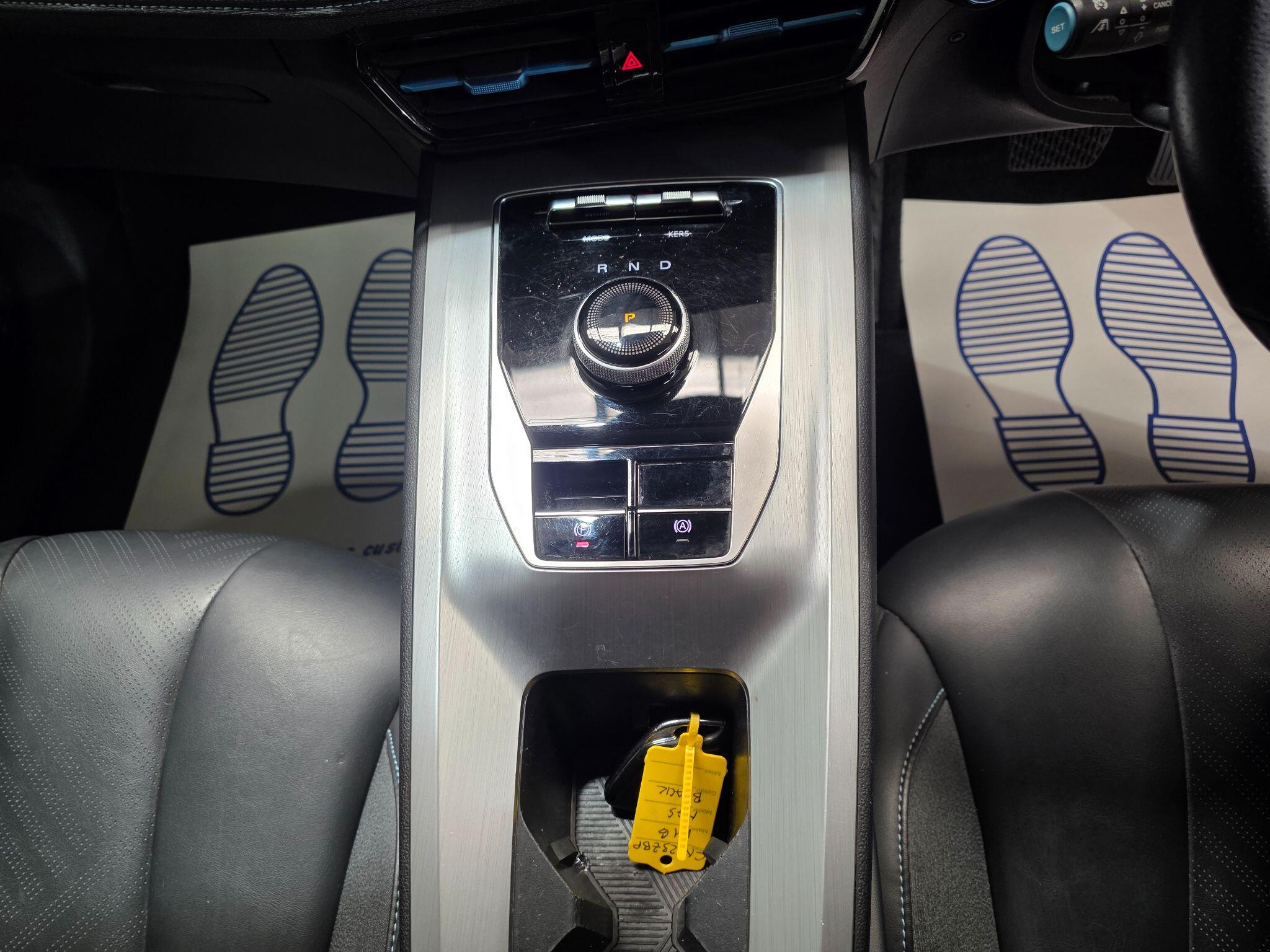 MG MG5 view 10