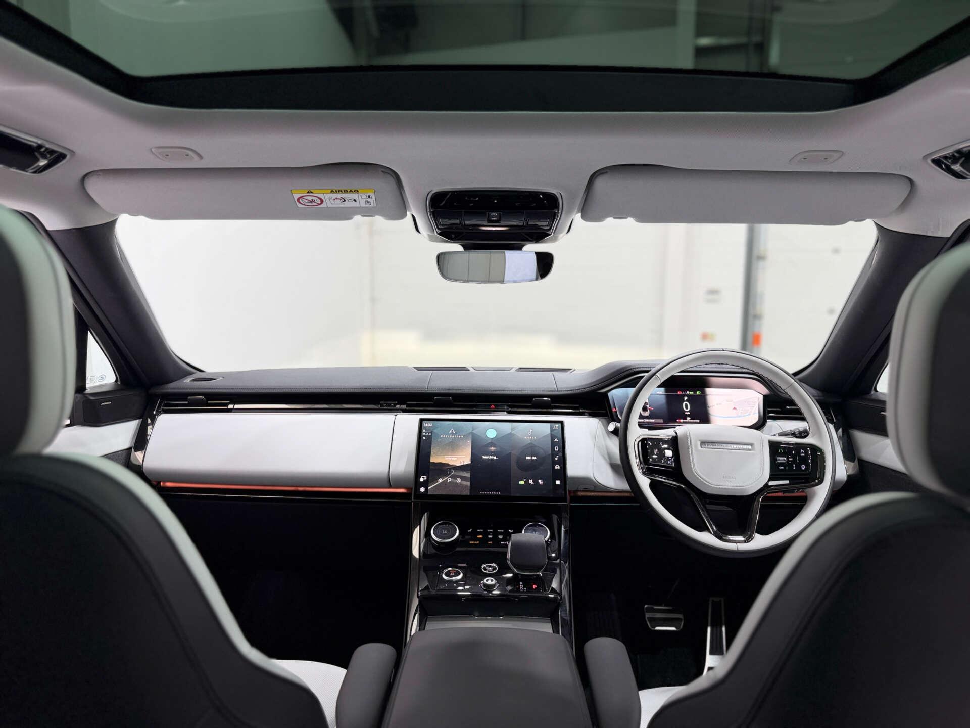 Land Rover Range Rover Sport view 19
