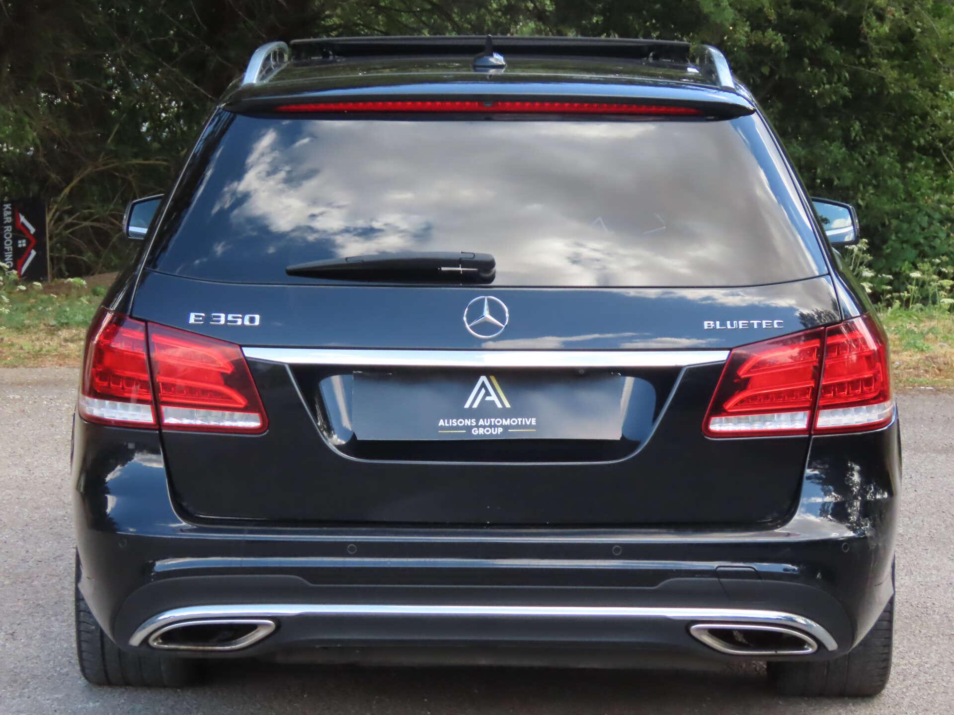 Mercedes-Benz E-Class view 5