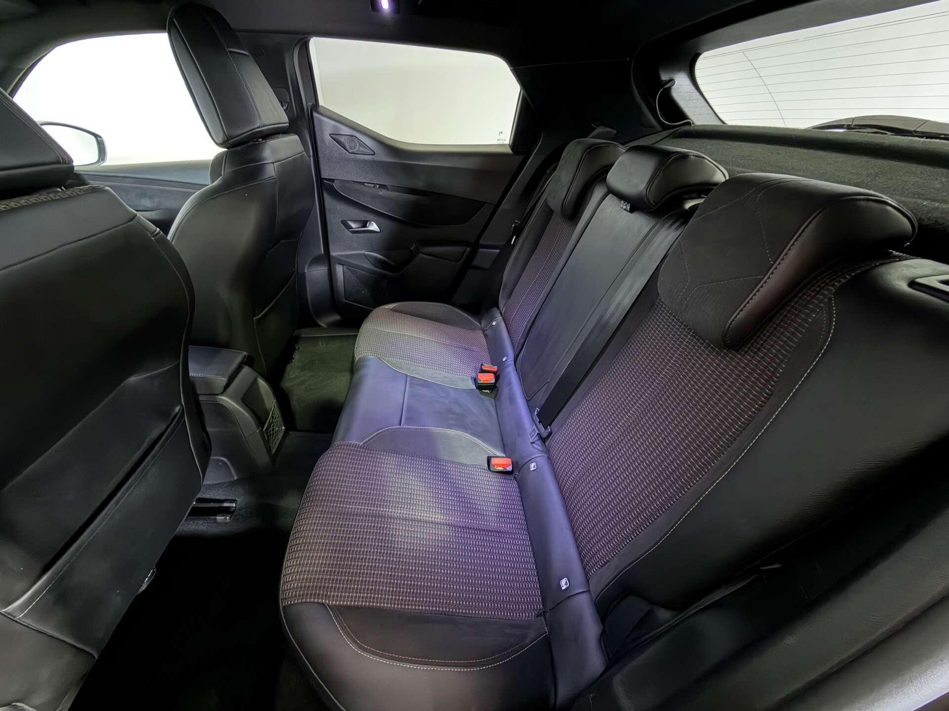 DS Automobiles DS 3 Crossback view 51