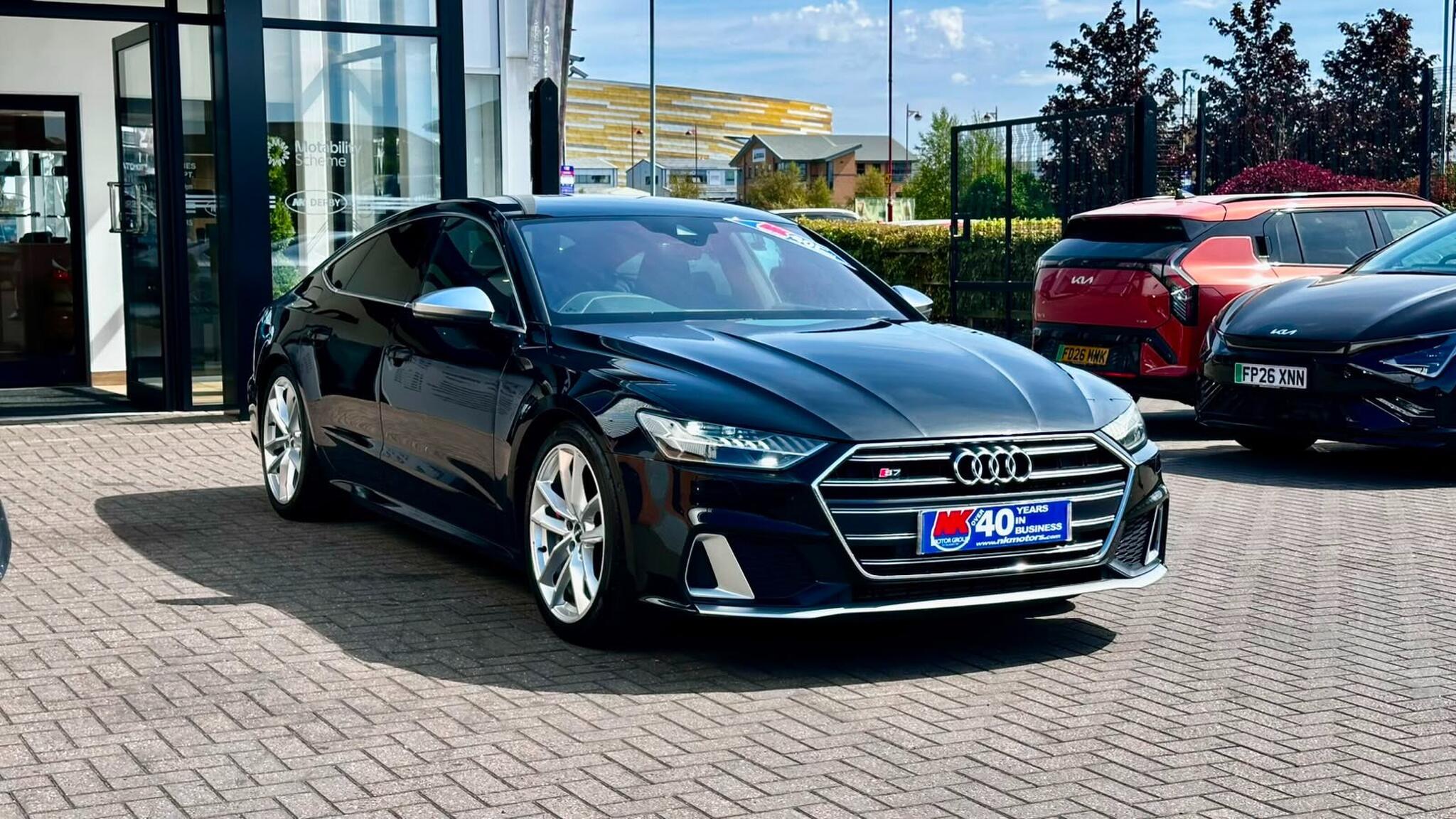 Audi Audi S7 view 6