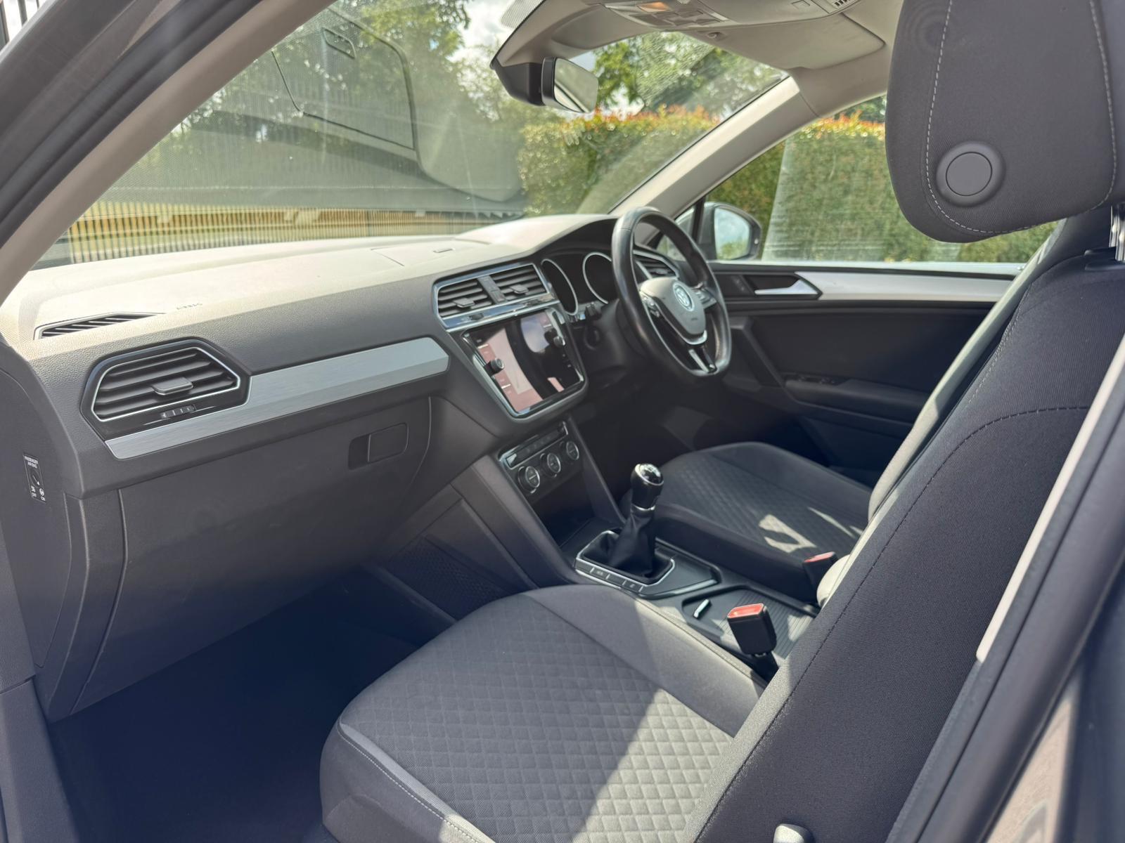 2018 Volkswagen Tiguan 2.0 TDI SE Navigation Euro 6 (s/s) 5dr • 122,000 miles image 19