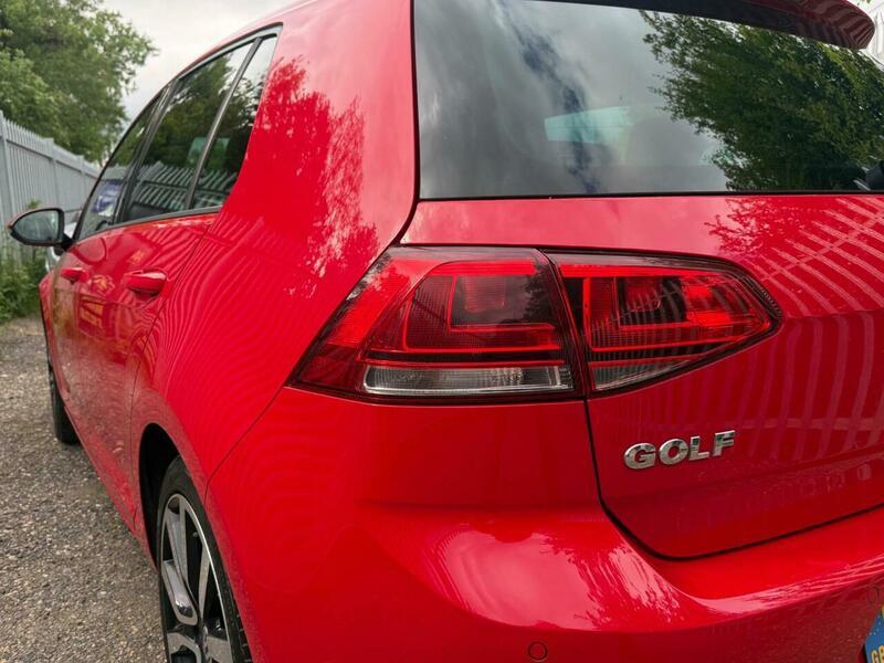 2016 Volkswagen Golf image 52