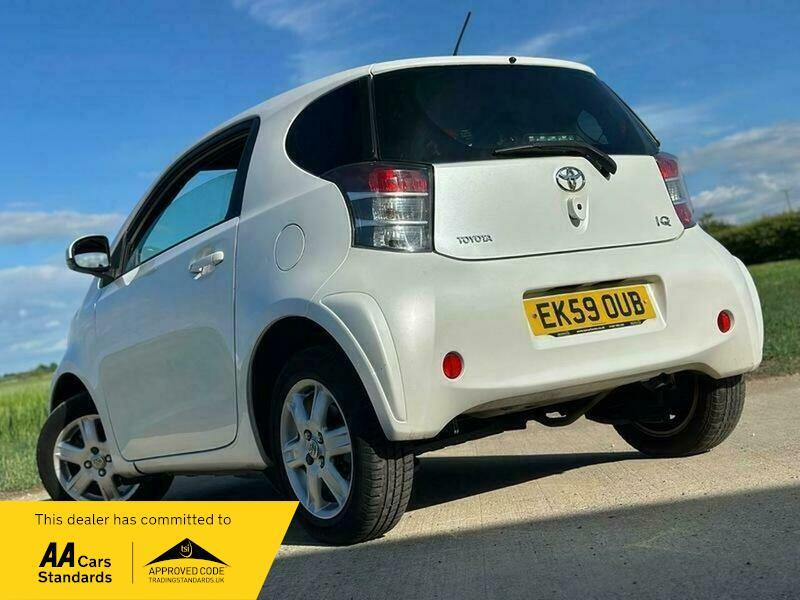 2009 Toyota iQ image 19
