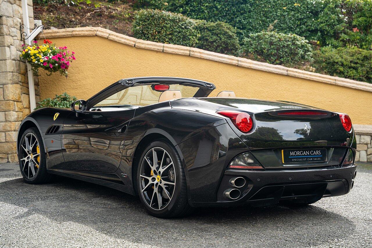 Ferrari California view 7