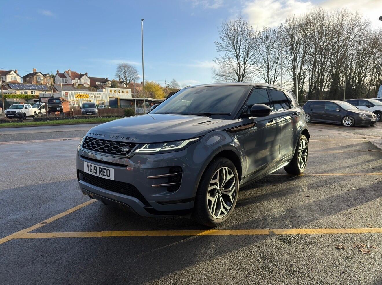 2019 Land Rover Range Rover Evoque 2.0 P250 MHEV First Edition Auto 4WD Euro 6 (s/s) 5dr • 59,100 miles image 3