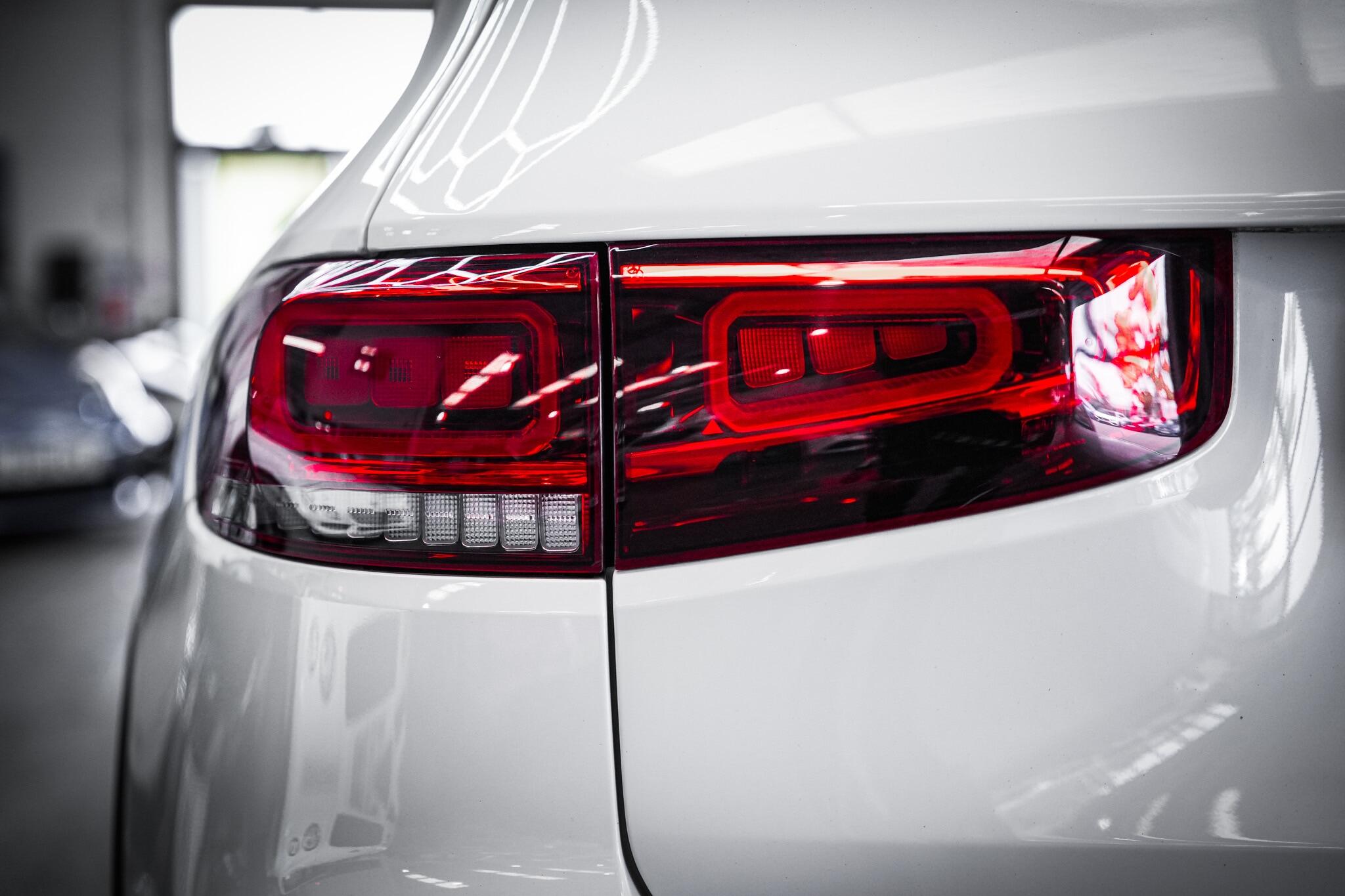 Mercedes-Benz GLB view 37