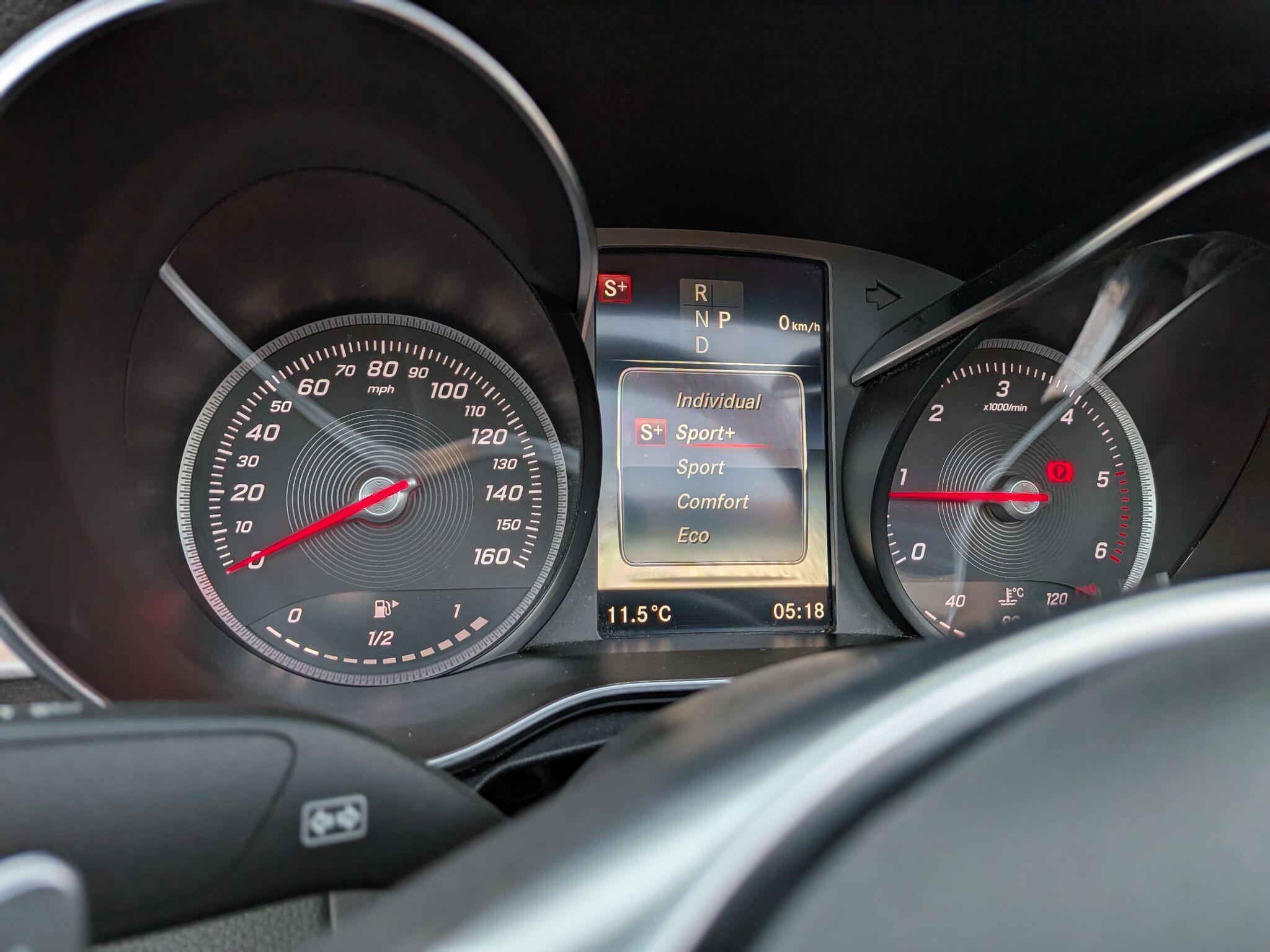 Mercedes-Benz C Class view 50