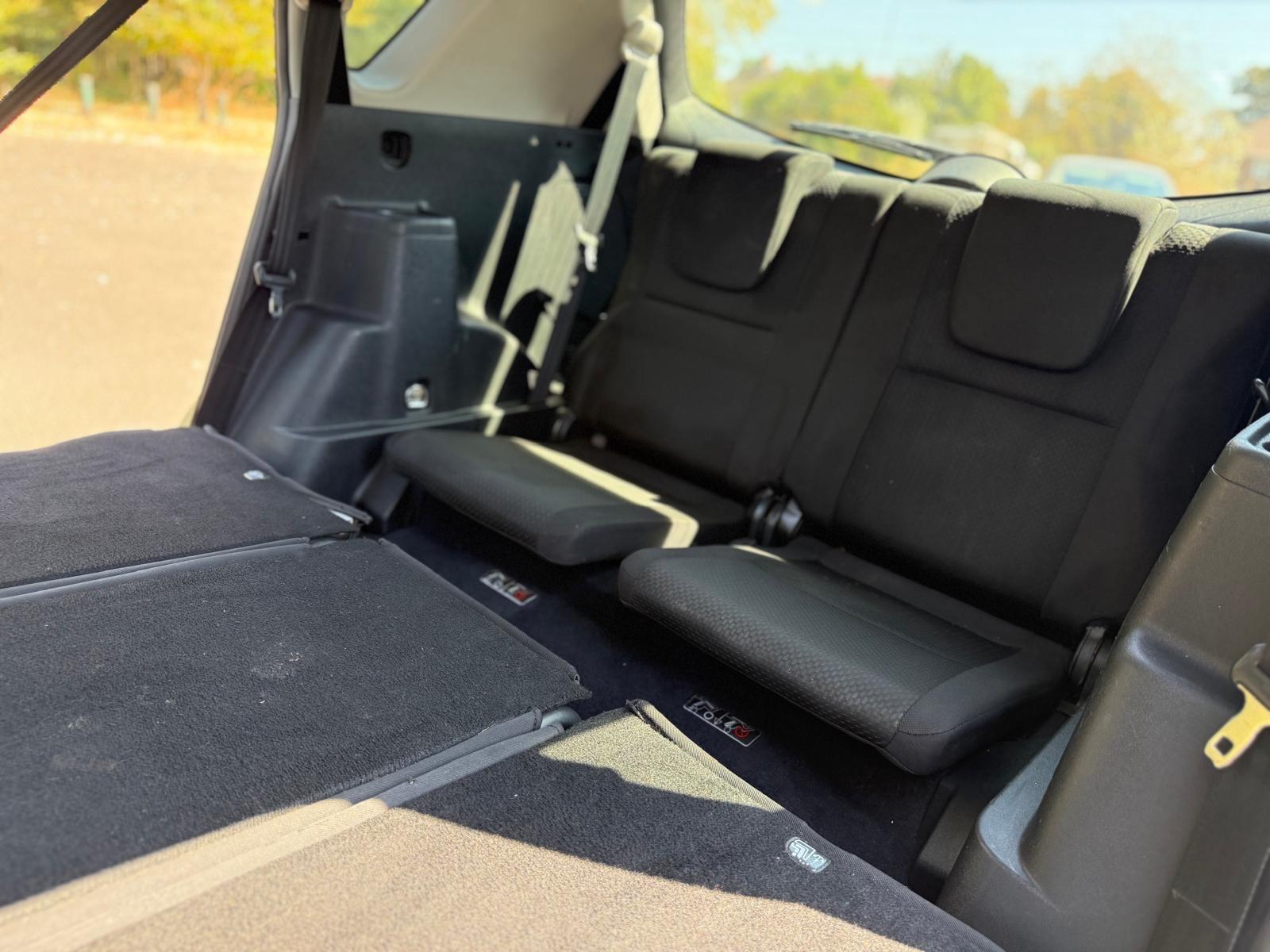 Toyota Corolla Verso view 36