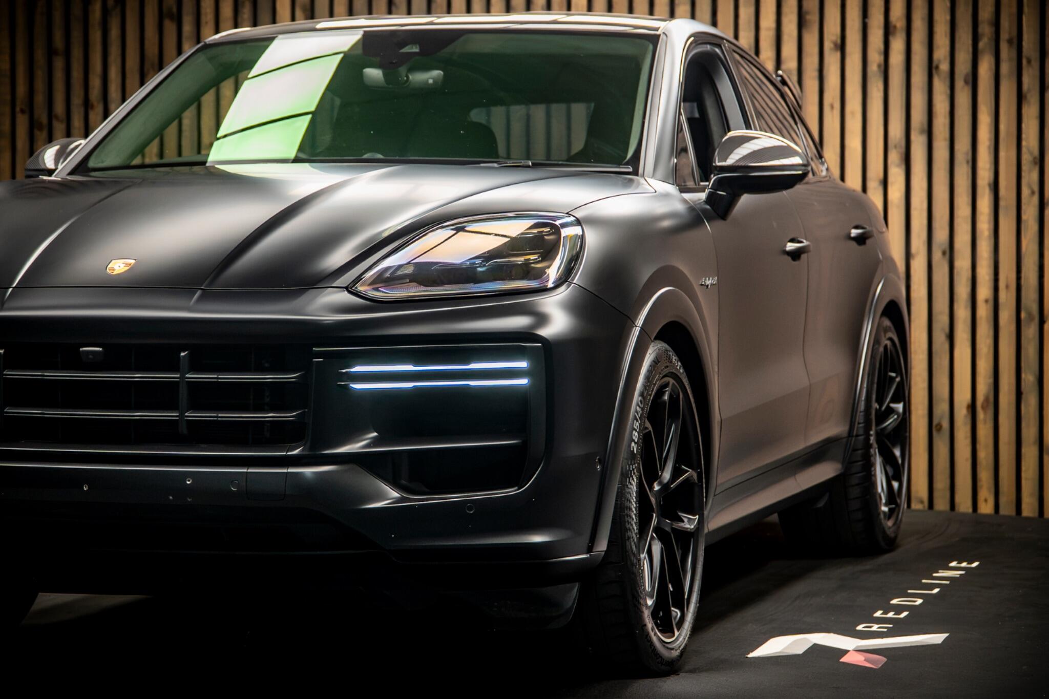Porsche Cayenne view 13