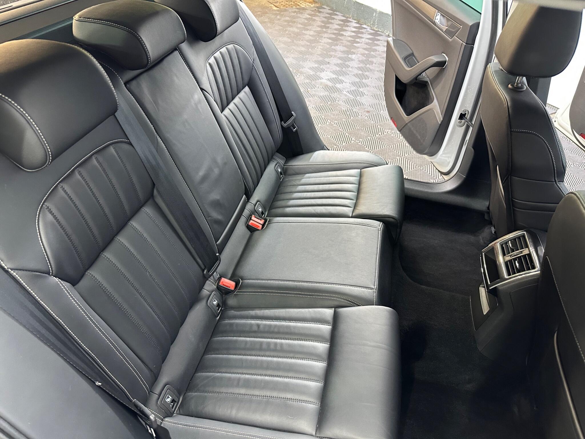 Skoda Superb view 14
