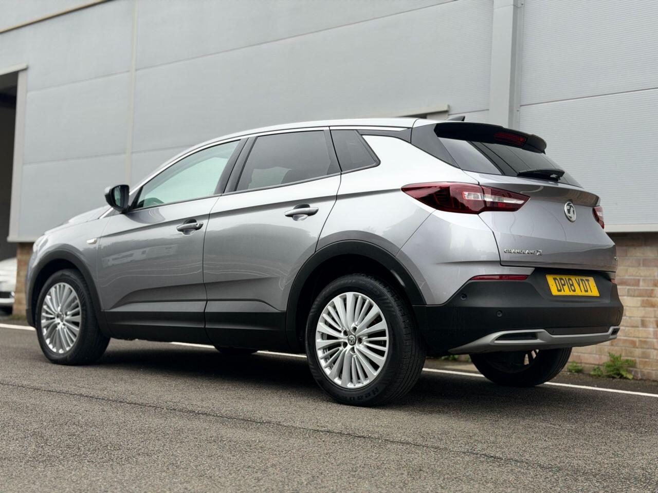 Vauxhall Grandland X view 50