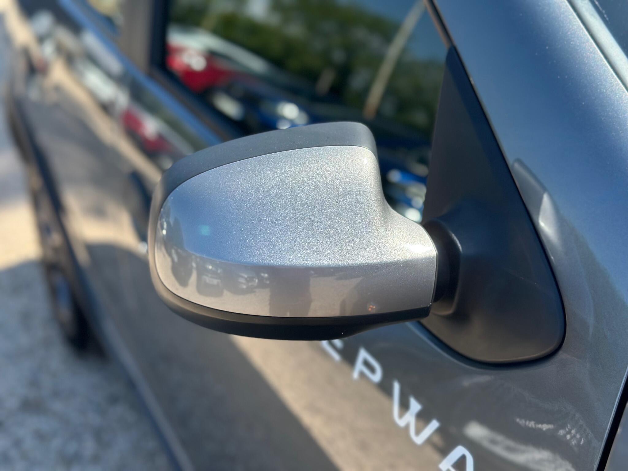 Dacia Sandero view 23