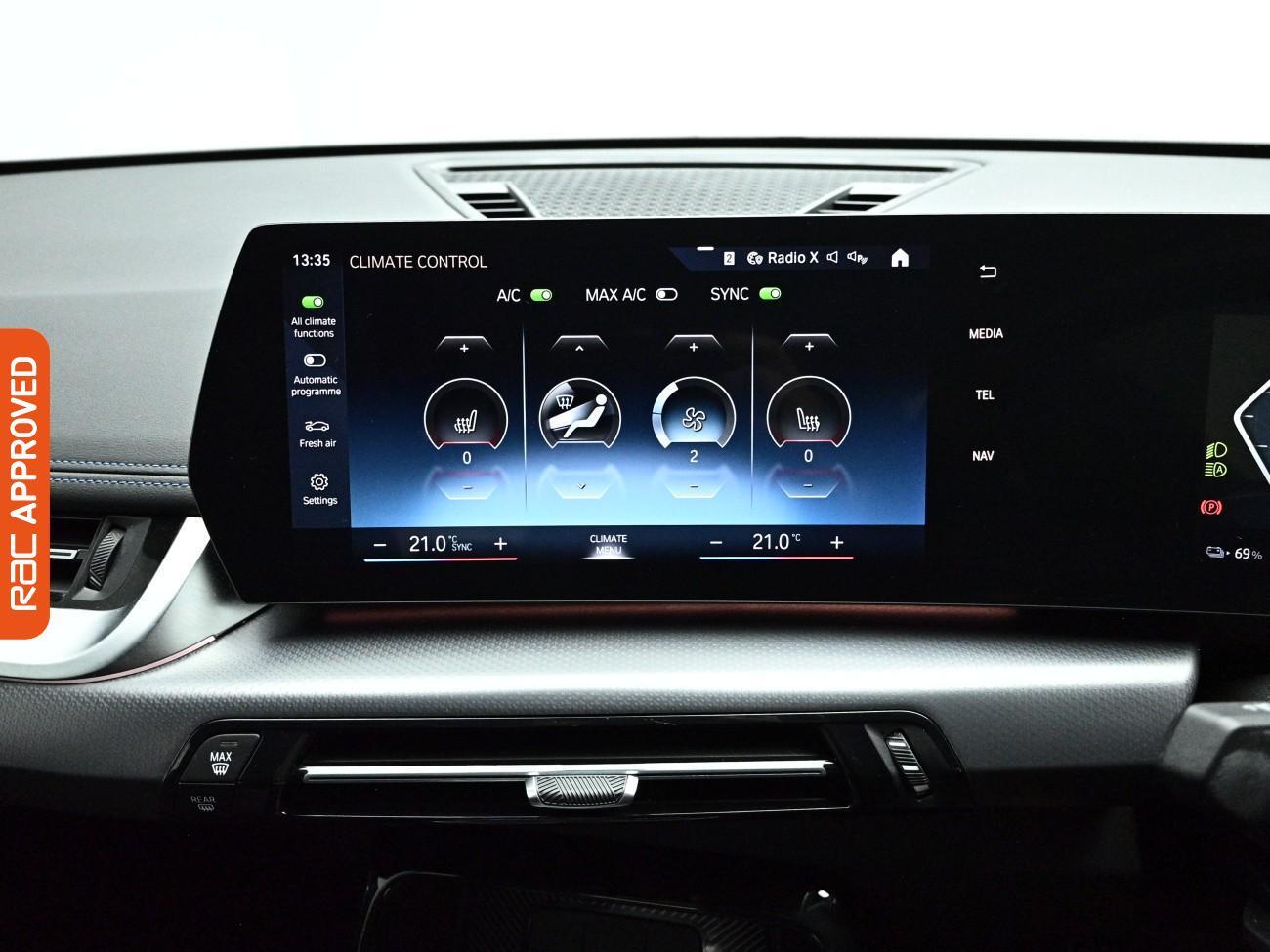 BMW Ix1 view 18
