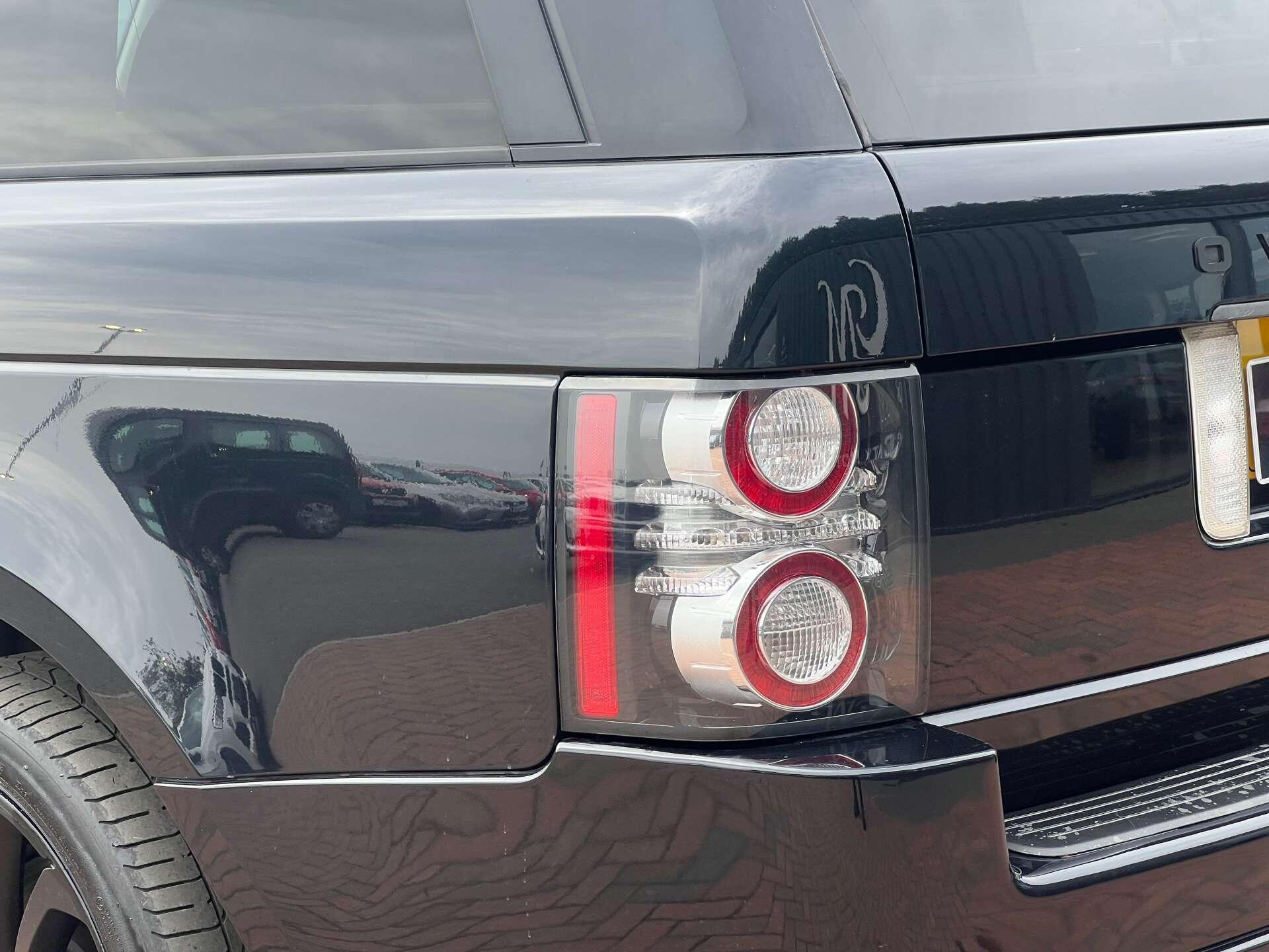 Land Rover Range Rover view 12