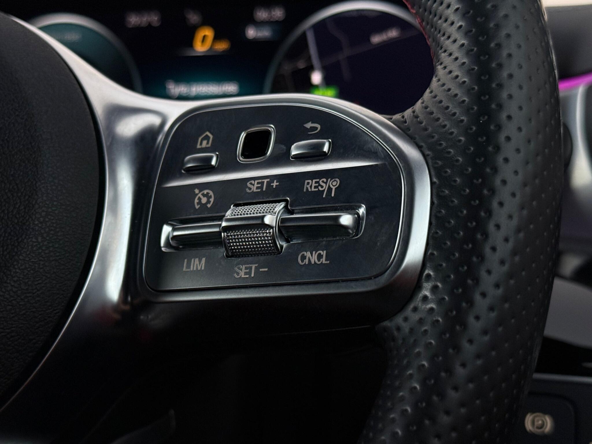 Mercedes-Benz Cla view 17