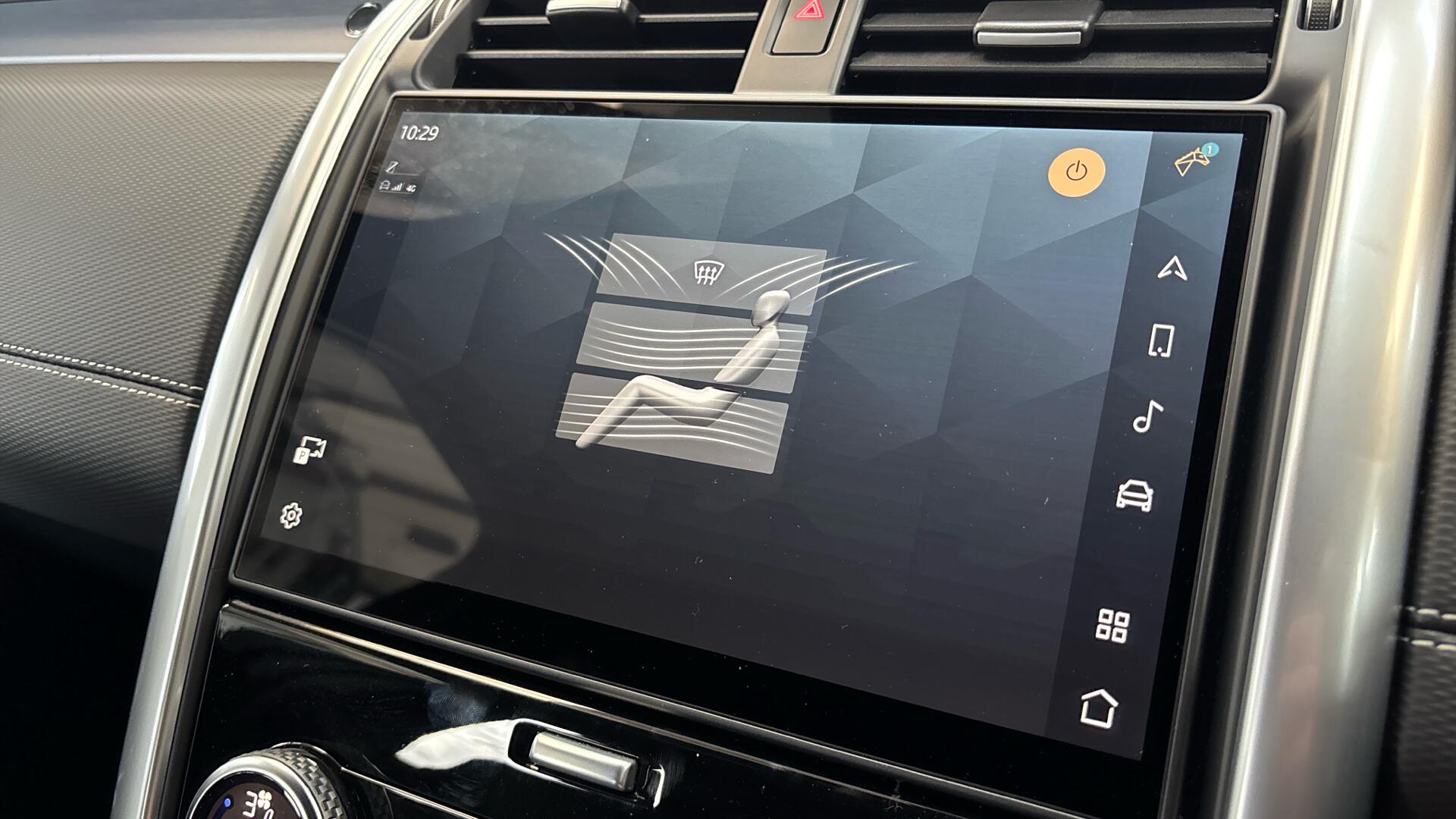 Land Rover Discovery view 48