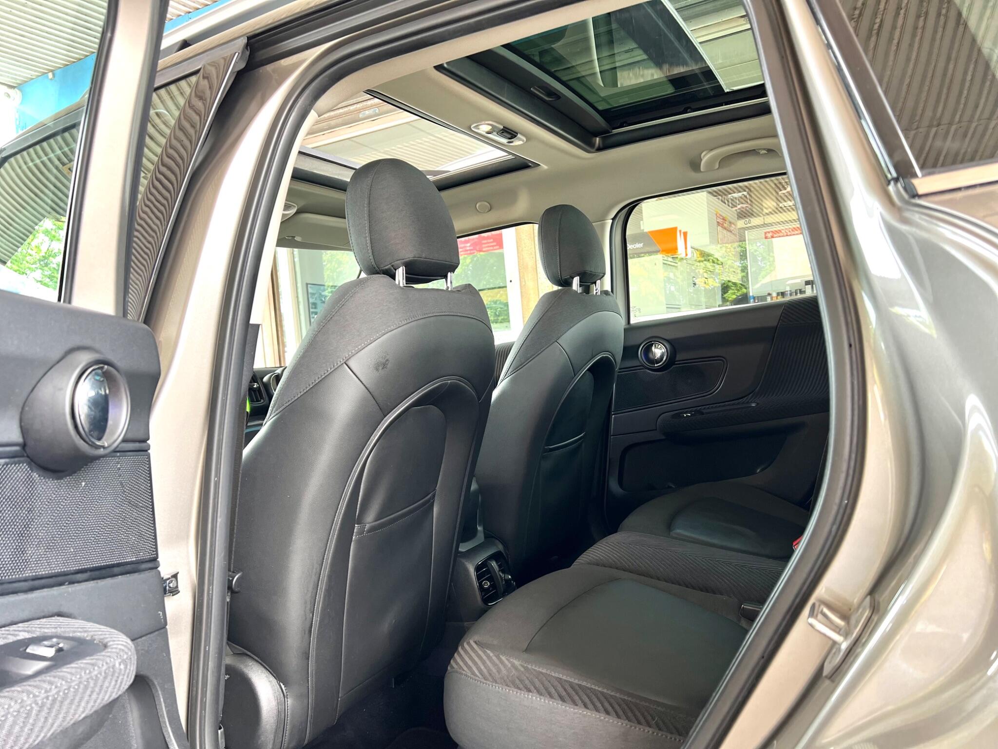 Mini Countryman view 6