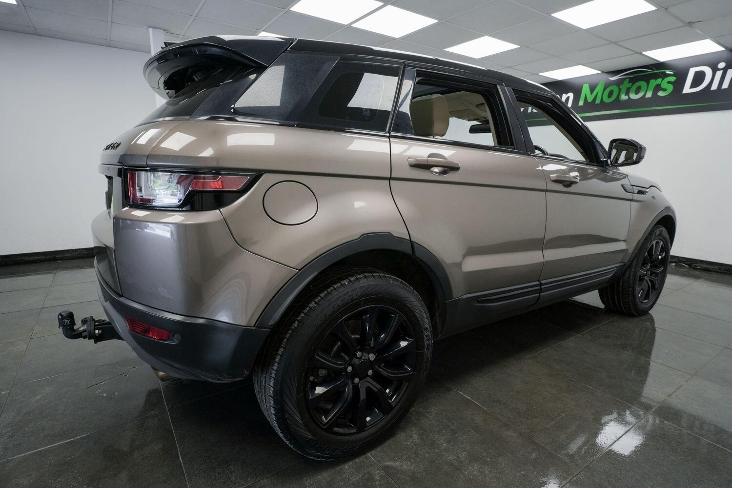 Land Rover Range Rover Evoque view 5