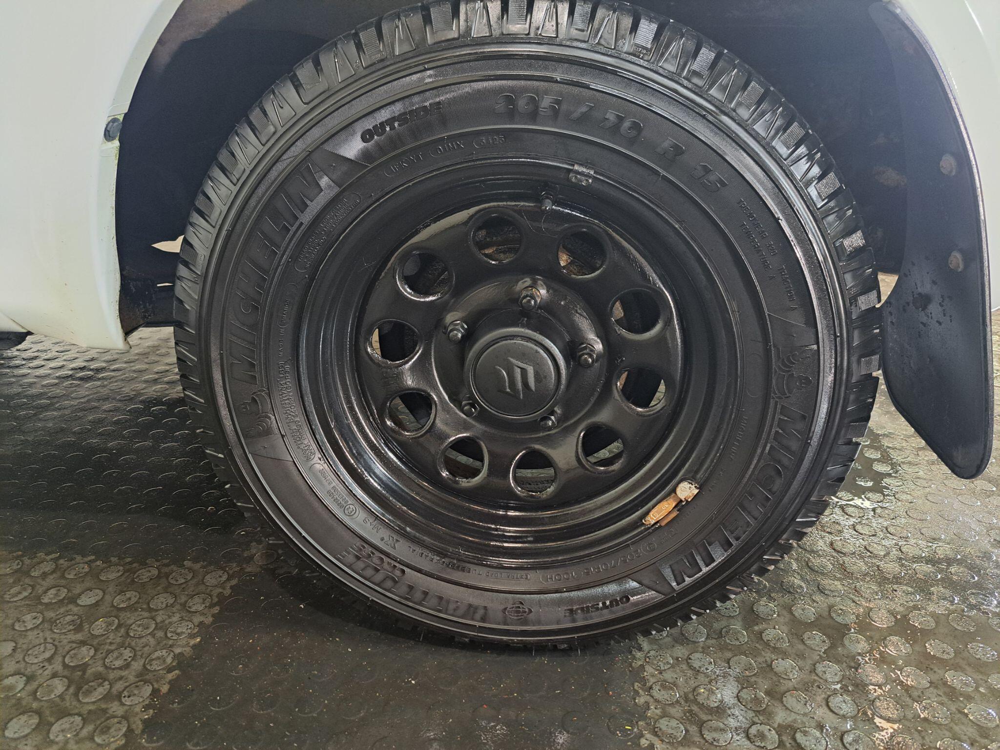 Suzuki Jimny view 25