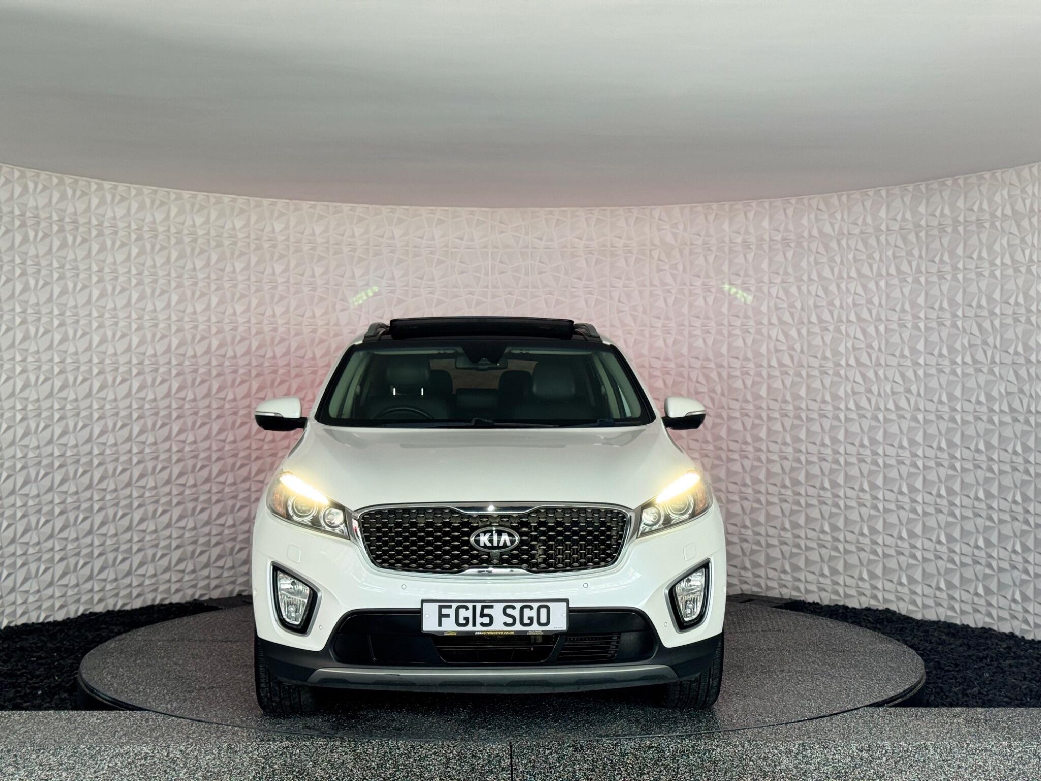 Kia Sorento view 4