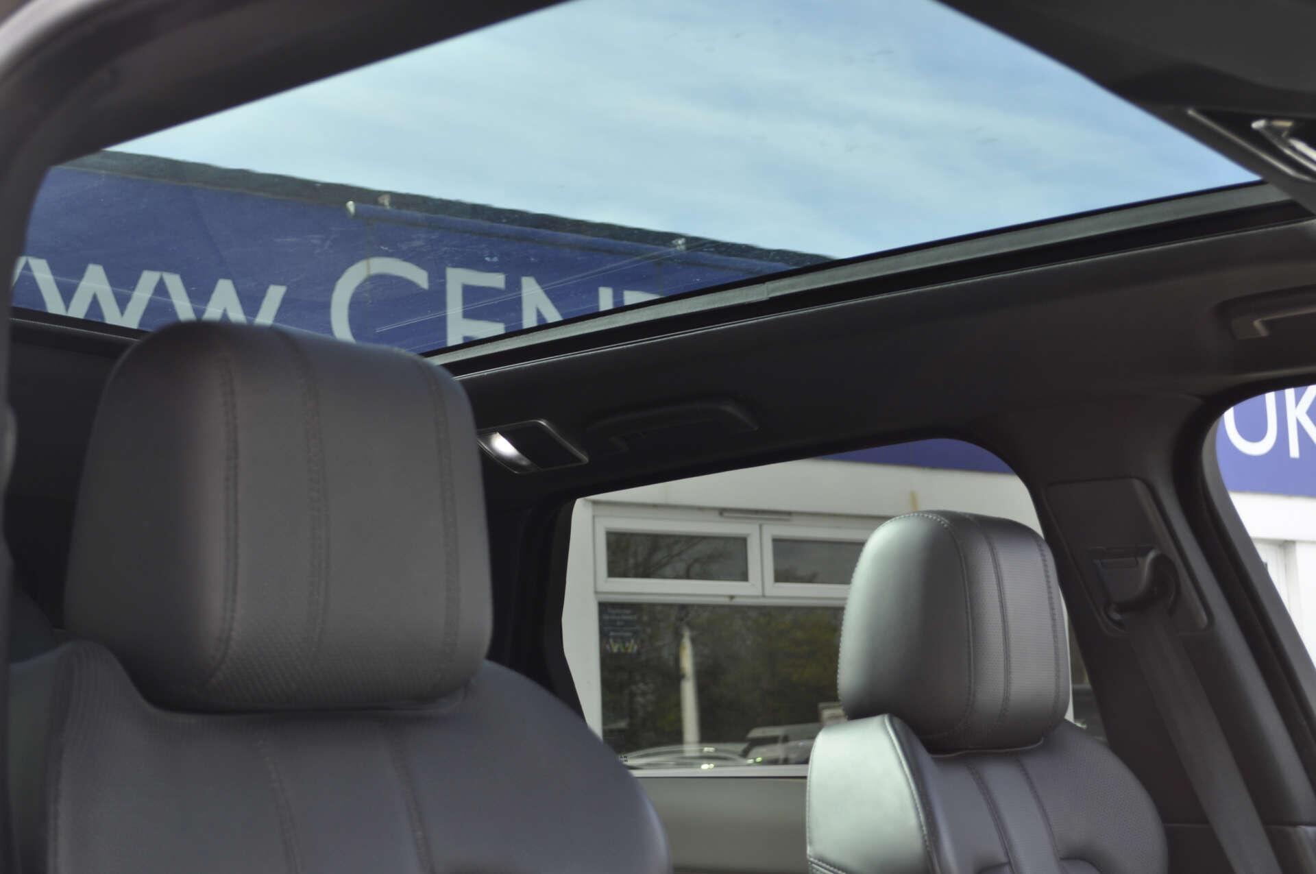 Land Rover Range Rover Sport view 11
