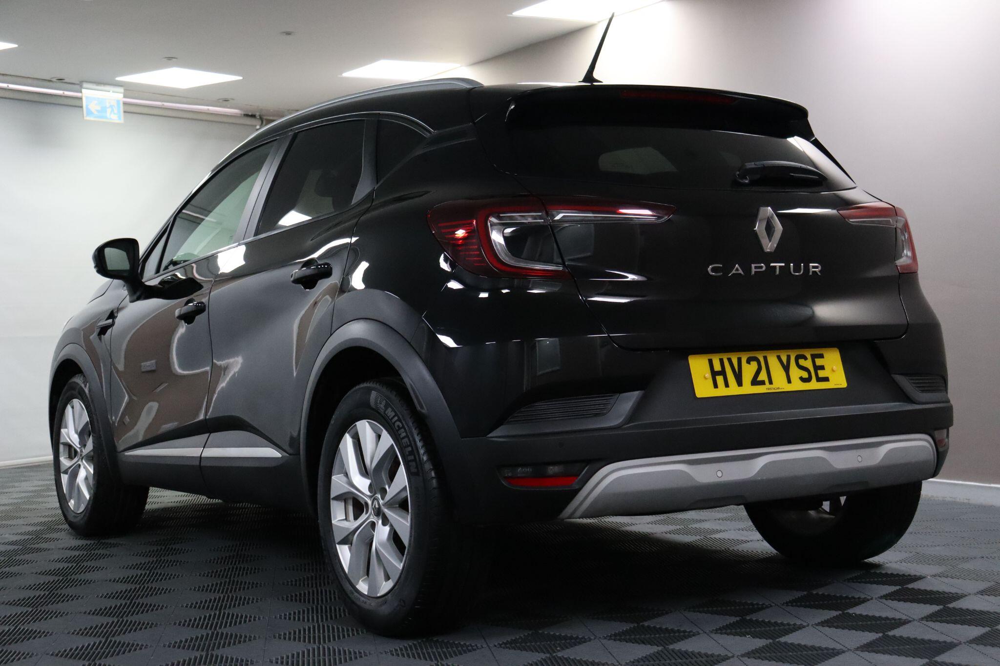 Renault Captur view 22