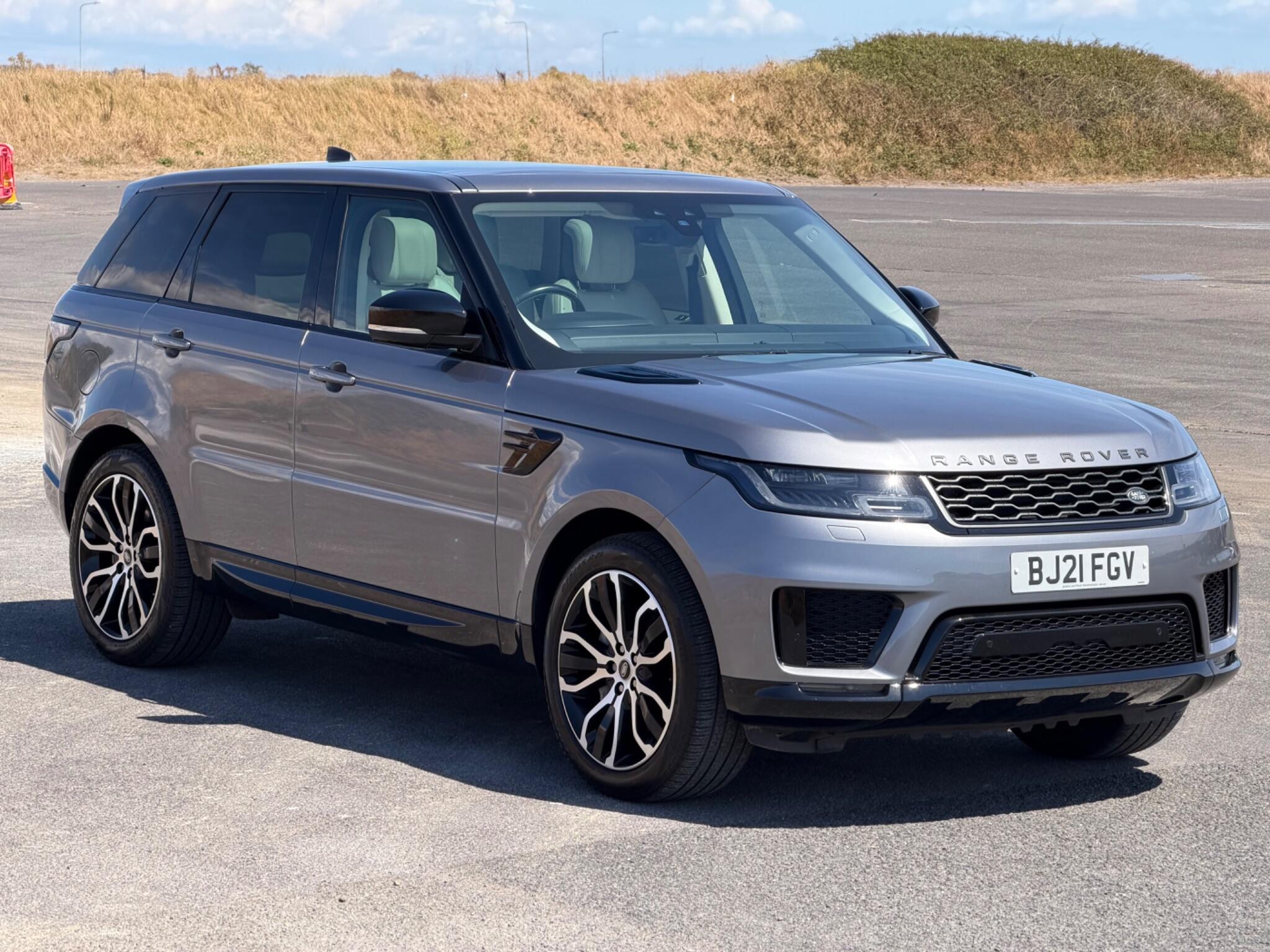 Land Rover Range Rover Sport view 37