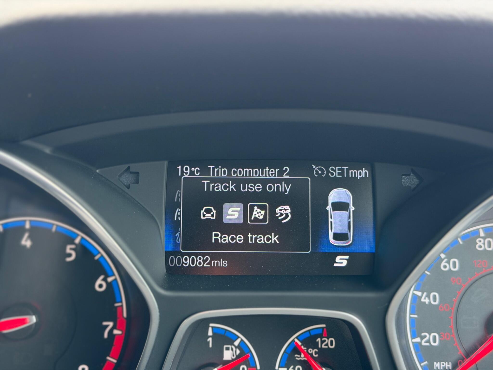 Ford Focus view 88