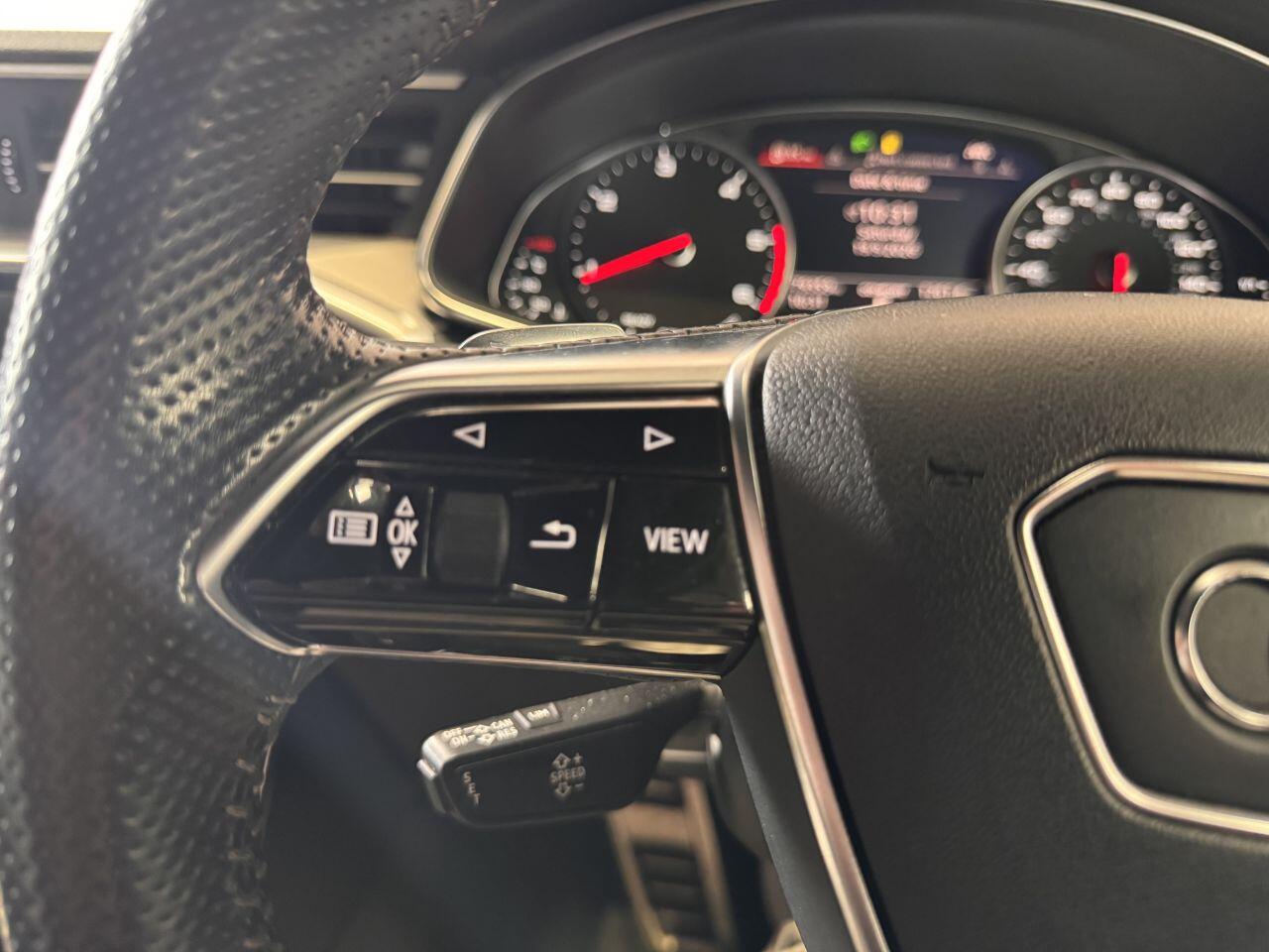 Audi A6 view 42