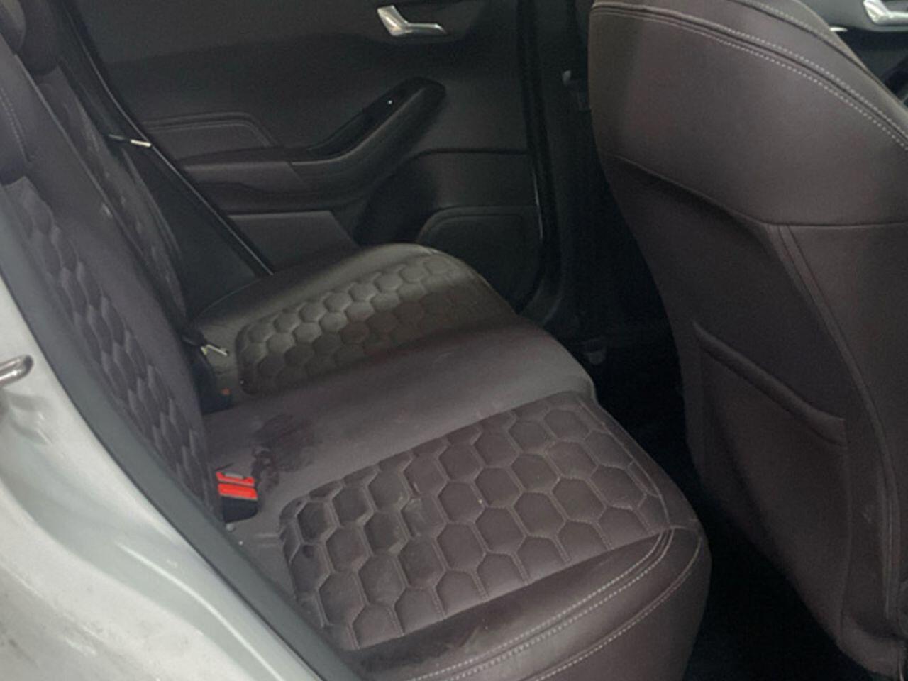 Ford Fiesta view 8