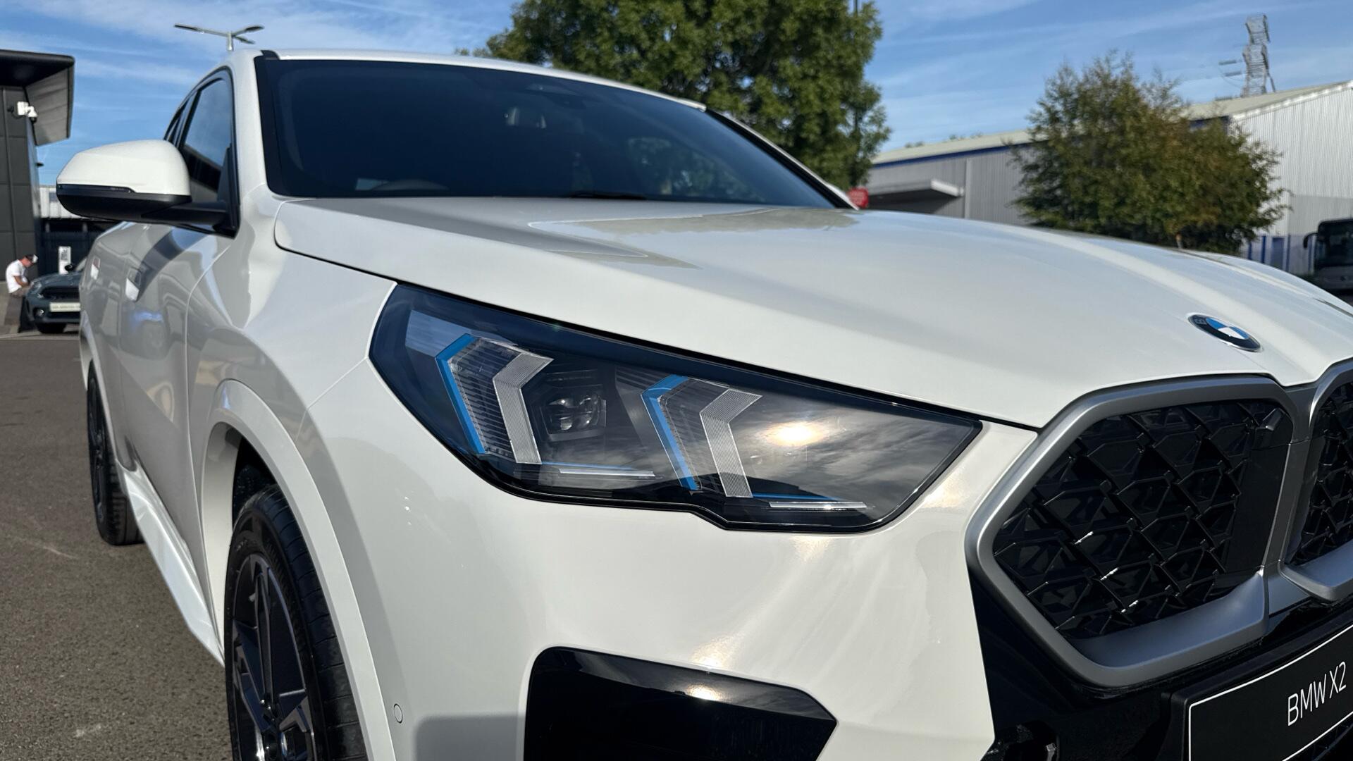 BMW X2 view 23