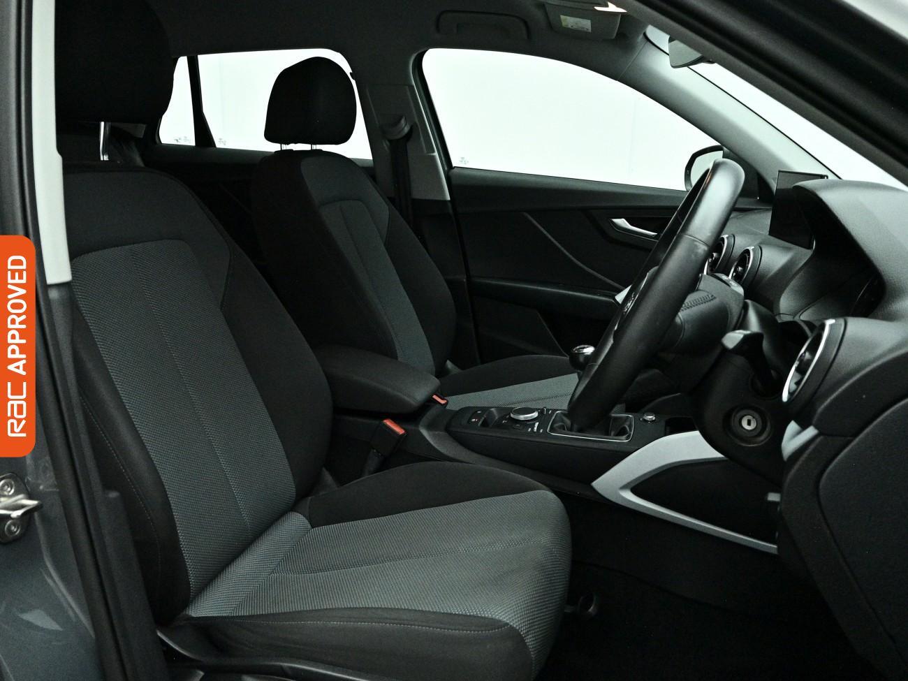 Audi Q2 view 11