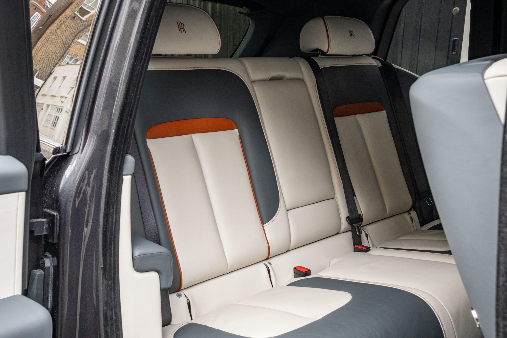 Rolls-Royce Cullinan view 31