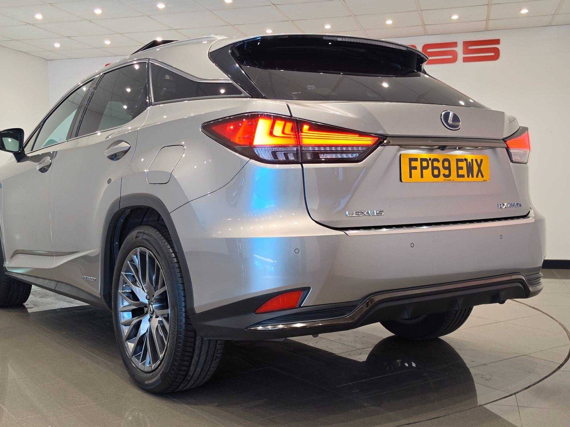 Lexus RX view 85
