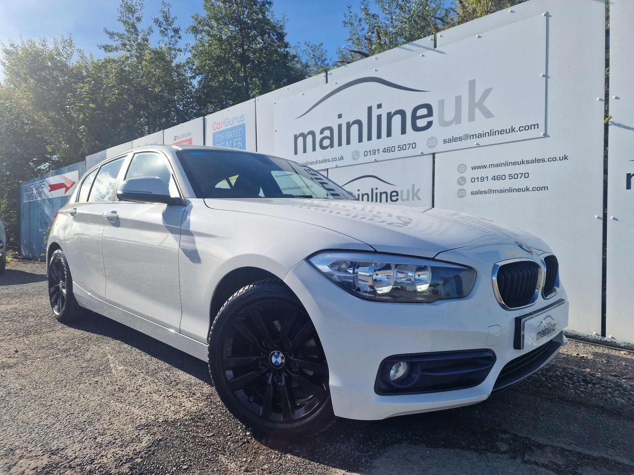 BMW 1 Series view 6