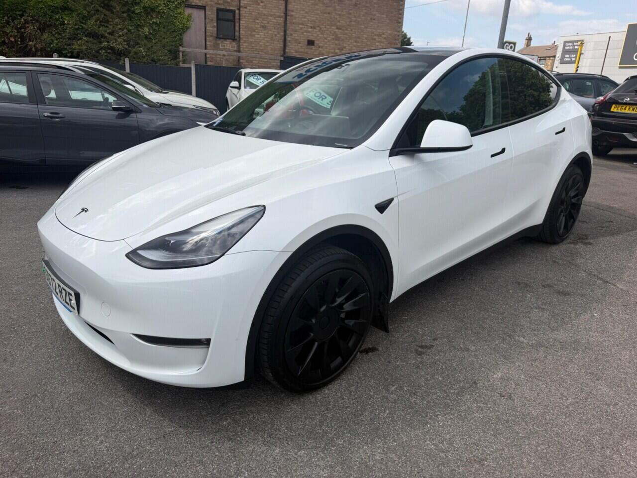 Tesla Model Y view 5